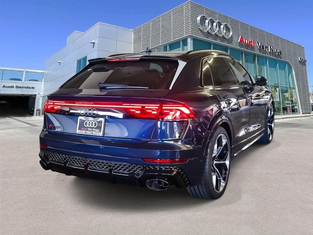 2026 Audi RS Q8 SUV performance