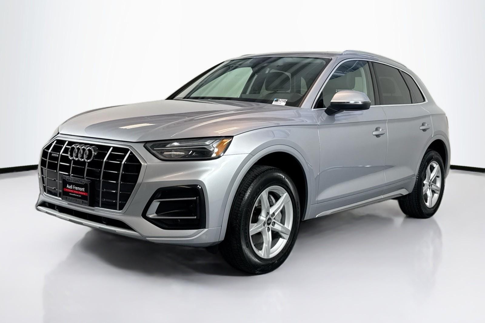 2023 Audi Q5 40 Premium's photo