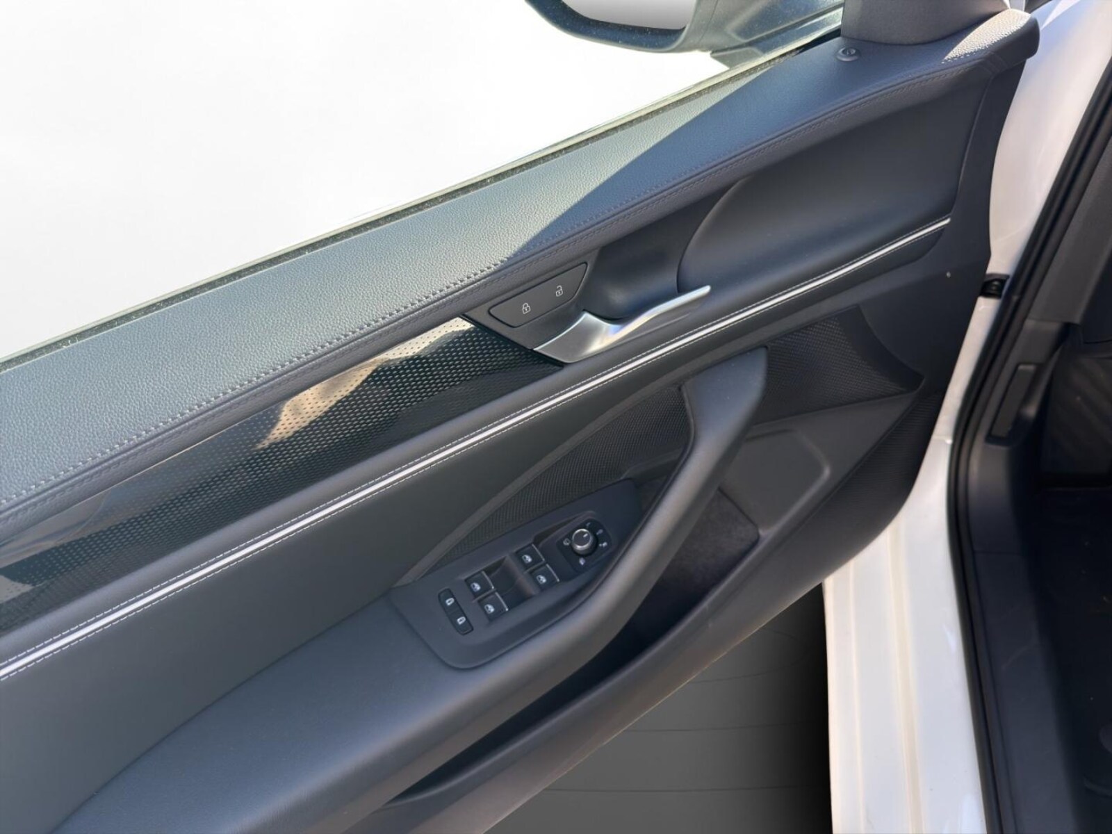 Volkswagen Passat – Bild 10