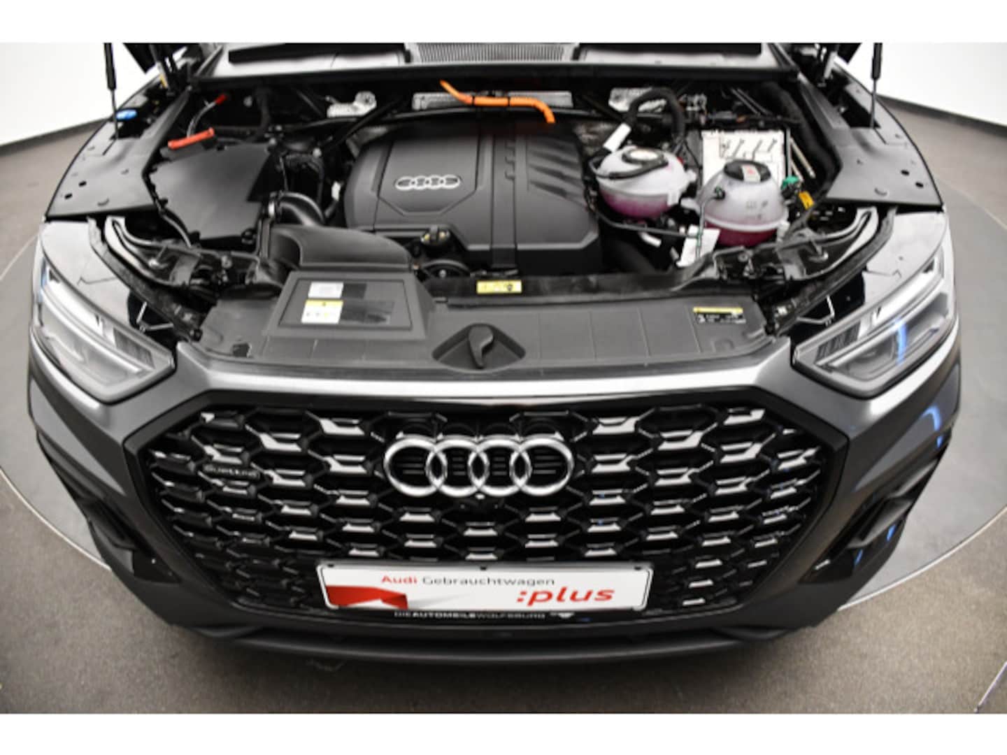 Bild über Audi Q5 Sportback TFSI e S line 55 TFSI e quattro S tronic - für weitere Informationen kontaktieren Sie den Audi Partner