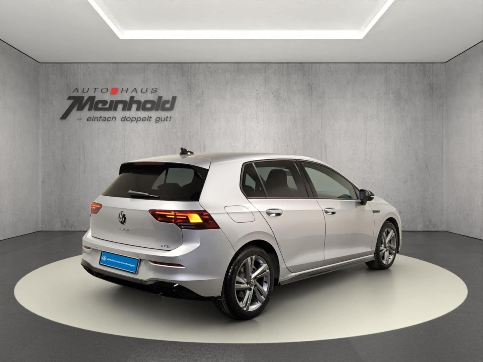 Volkswagen Golf R-Line