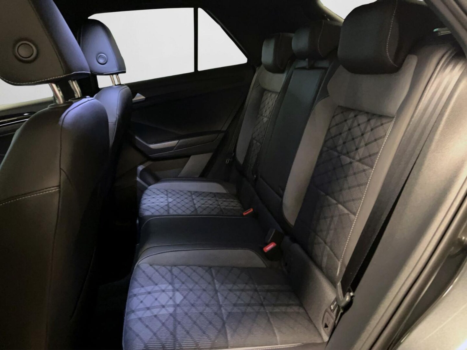 Volkswagen T-Roc – Bild 14
