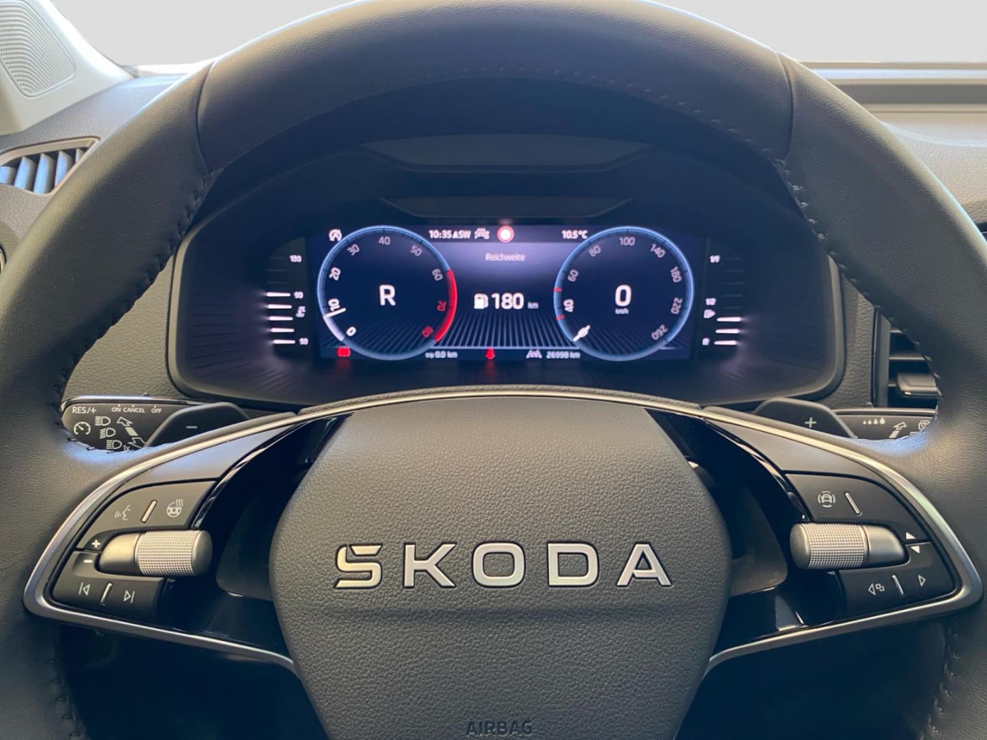 Skoda Karoq Tour