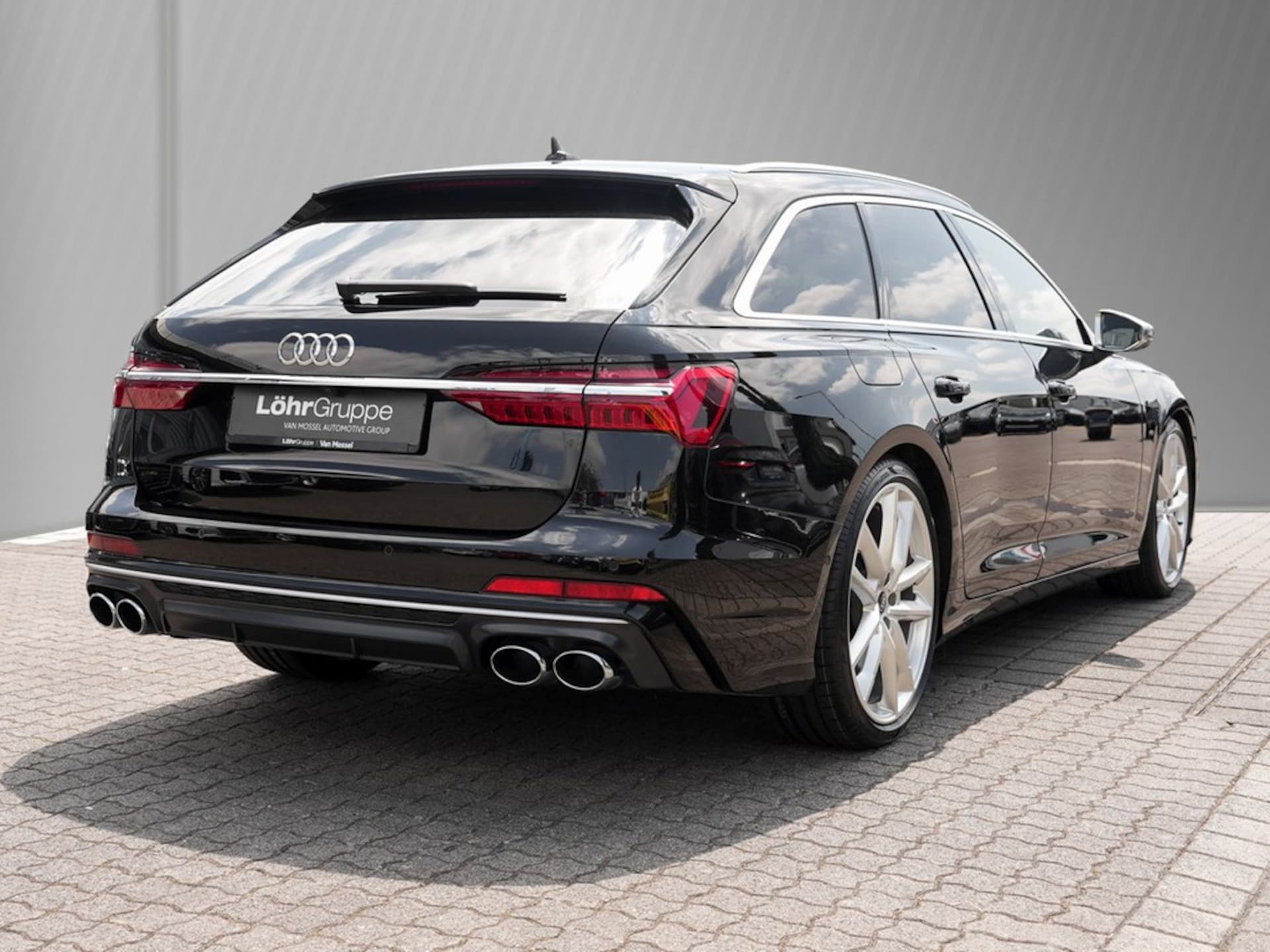 Audi S6 Avant