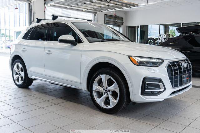 2021 Audi Q5 45 Prestige's photo