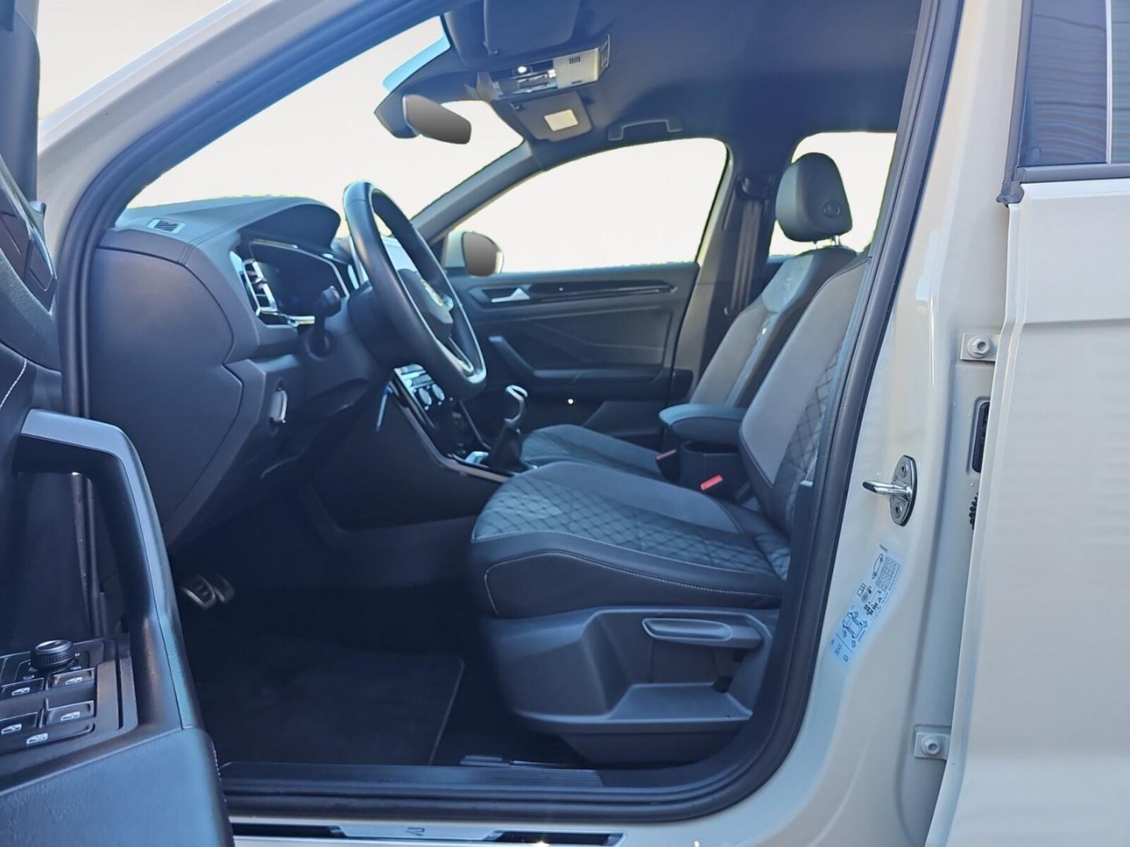 Volkswagen T-Roc – Bild 8