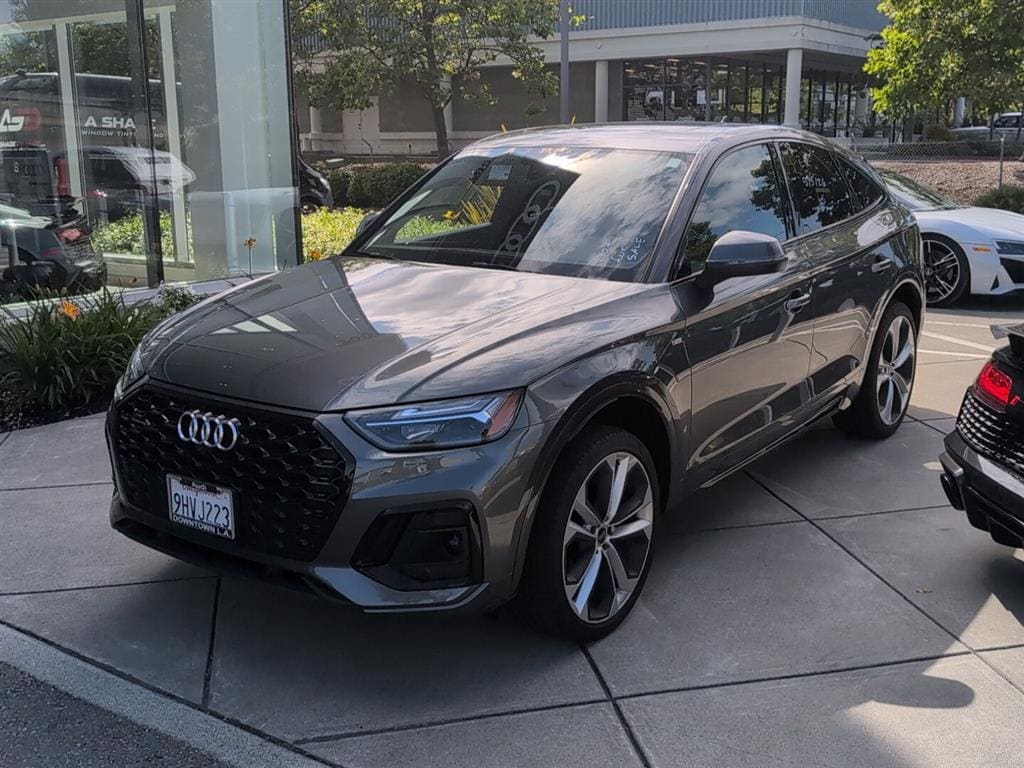 2023 Audi Q5 Sportback 45 Premium Plus's photo