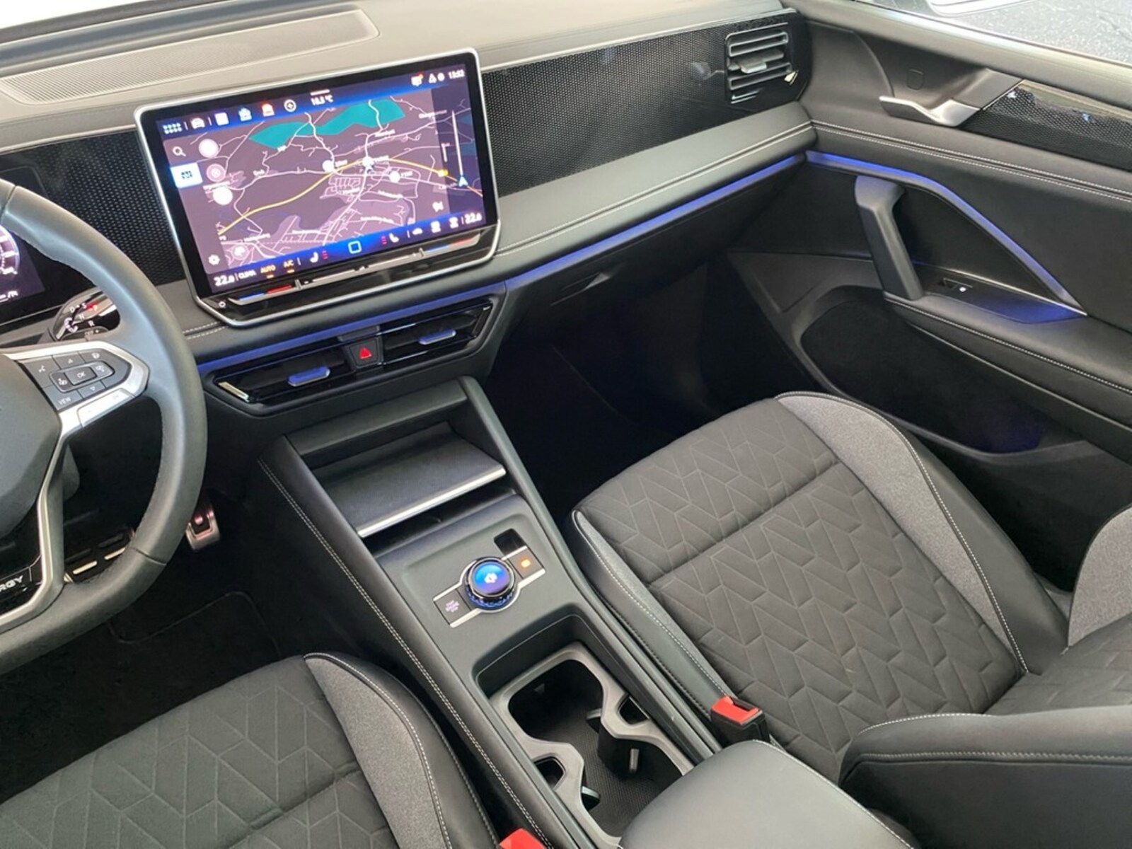 Volkswagen Tiguan – Bild 10