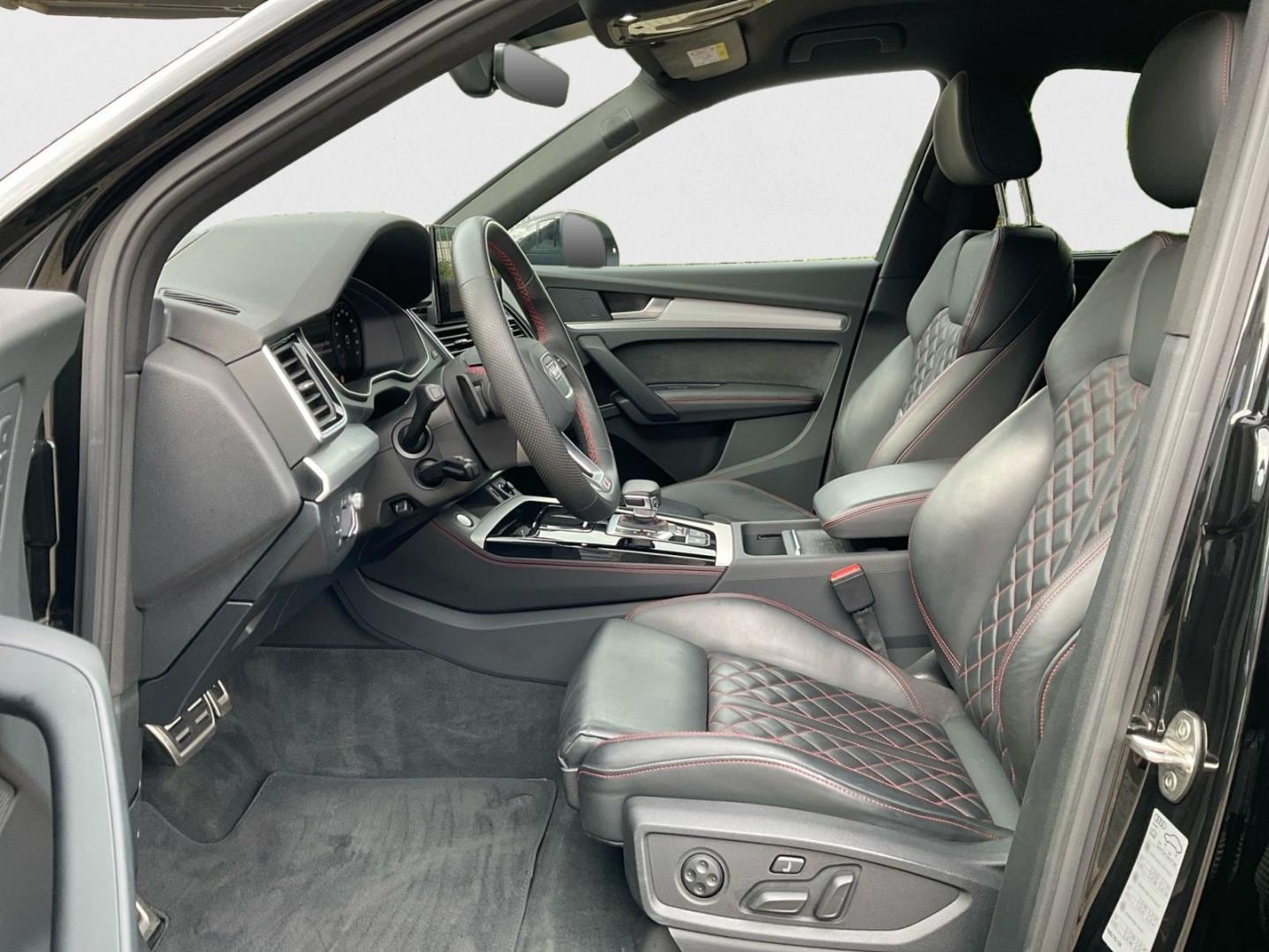 Bild über Audi SQ5 Sportback TDI tiptronic - für weitere Informationen kontaktieren Sie den Audi Partner