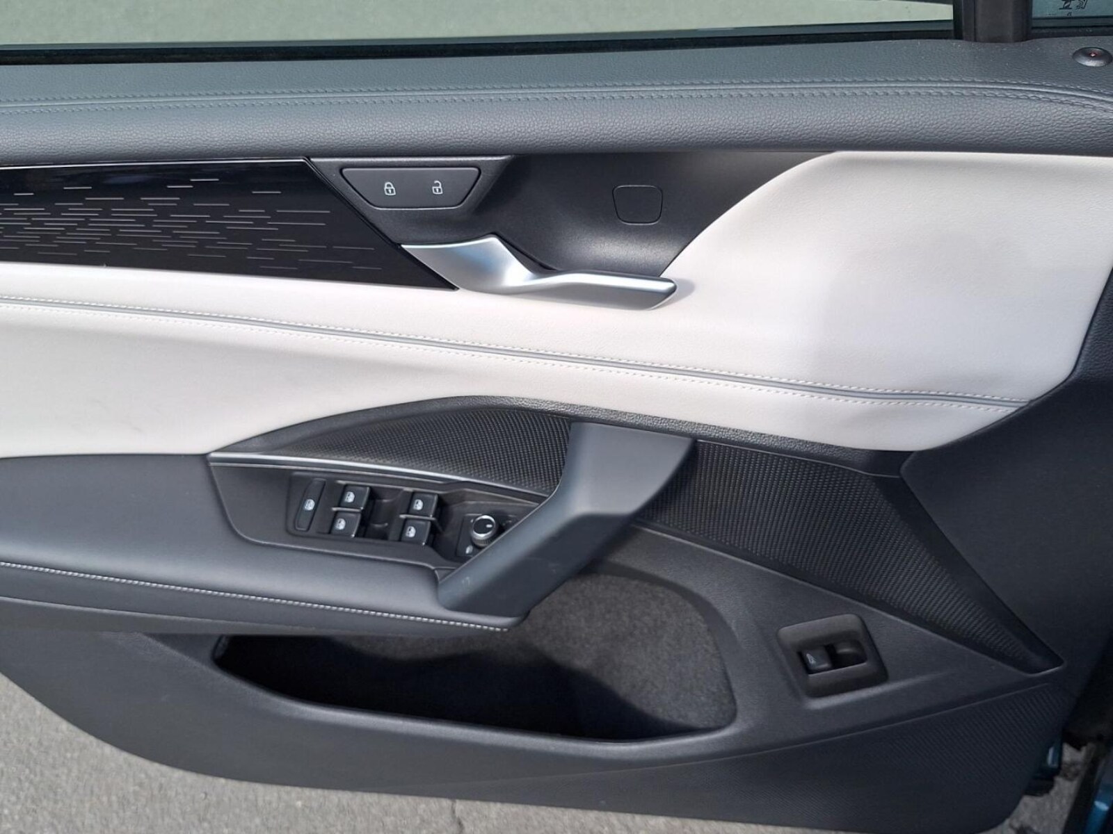 Volkswagen Tiguan – Bild 8