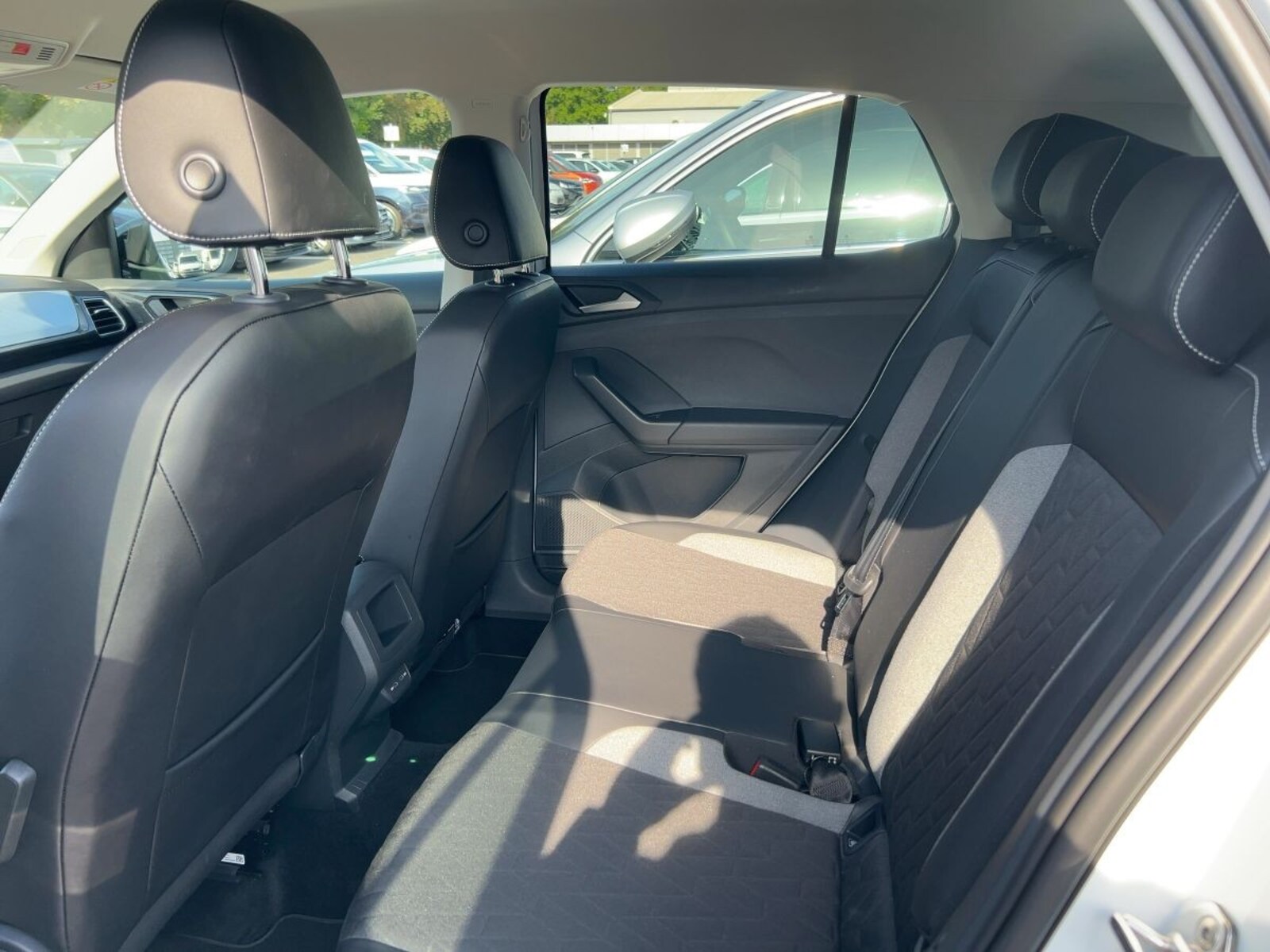 Volkswagen T-Cross – Bild 11
