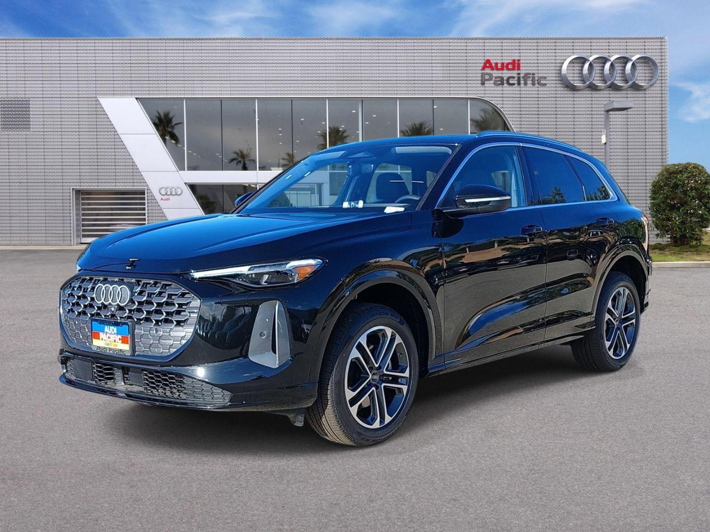 2026 Audi Q5 Premium Plus quattro's photo
