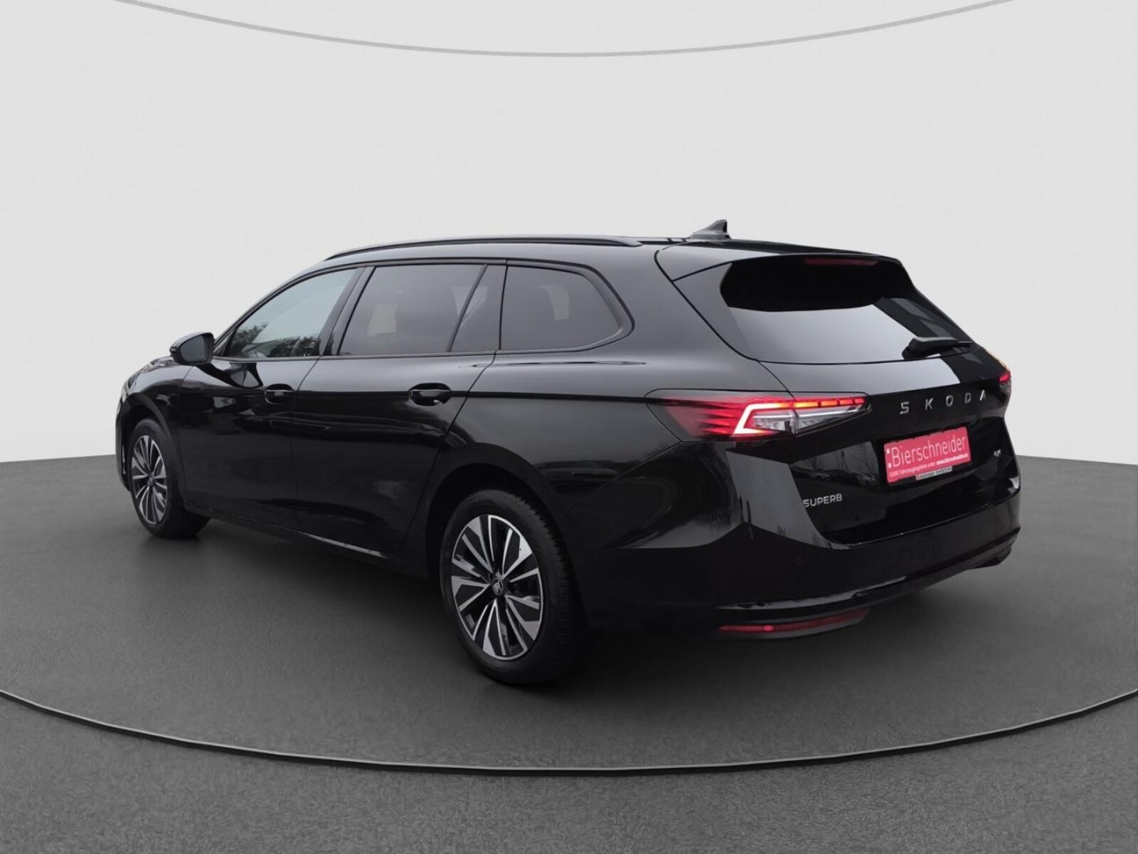 Škoda Superb Combi – Bild 7