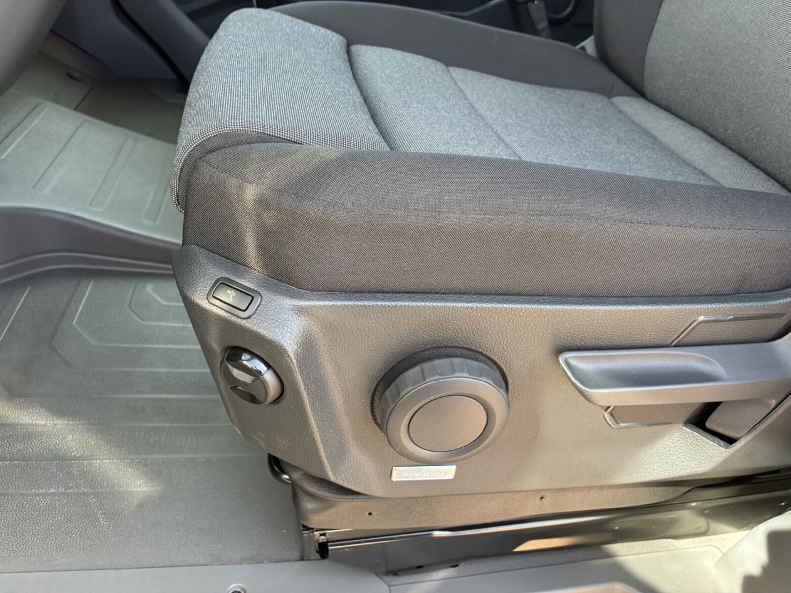 Volkswagen Crafter Kasten mittlerer Radstand – Bild 21