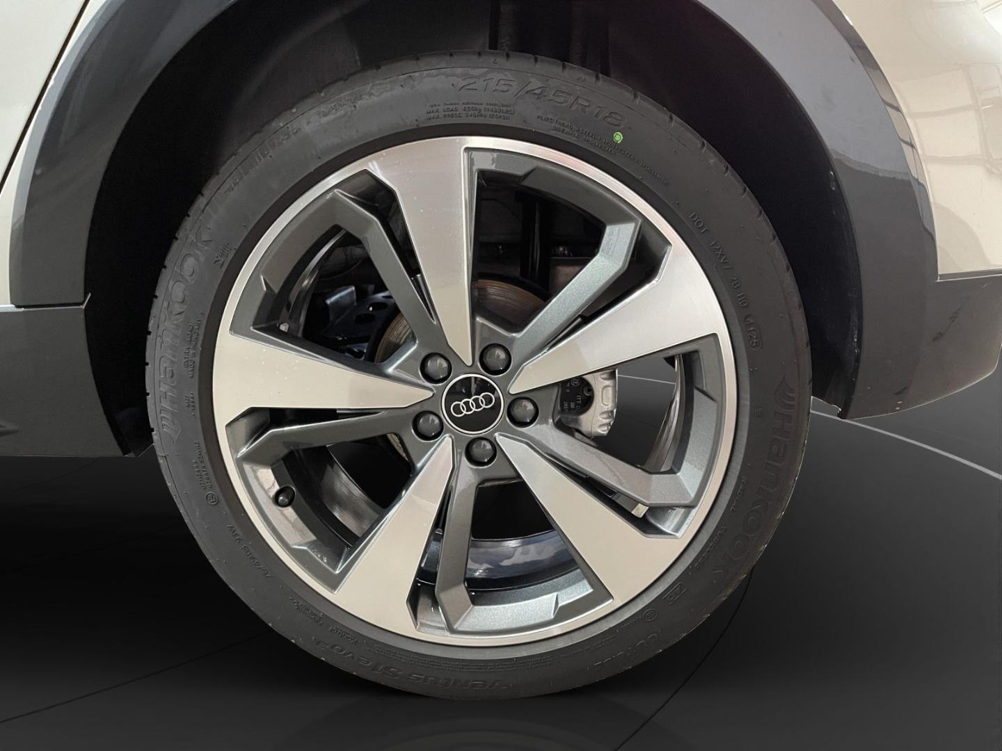 Bild über Audi A1 allstreet 35 TFSI S tronic - für weitere Informationen kontaktieren Sie den Audi Partner