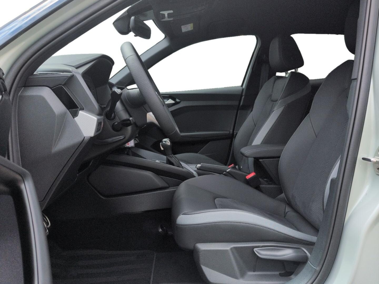 Bild über Audi A1 Sportback S line 25 TFSI S tronic - für weitere Informationen kontaktieren Sie den Audi Partner