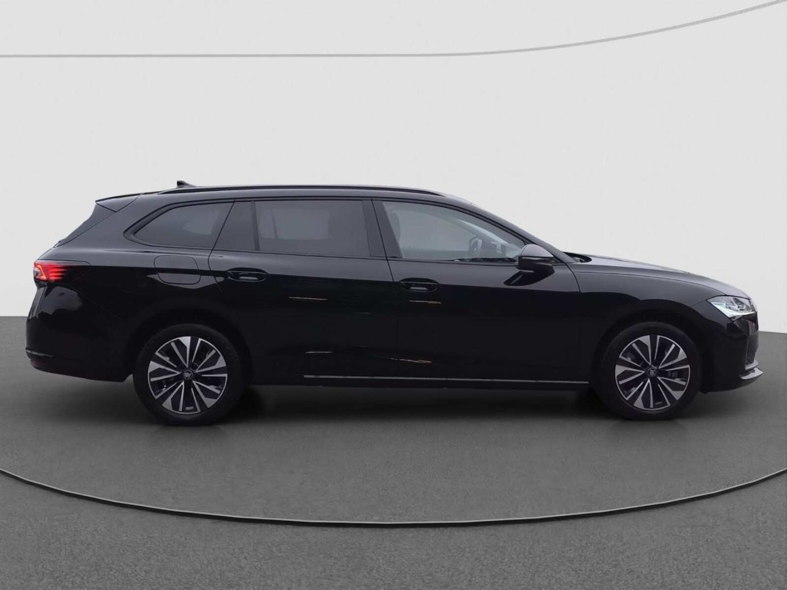 Škoda Superb Combi – Bild 10