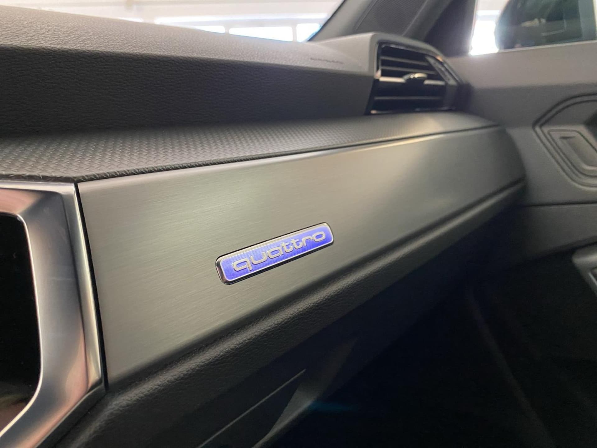 Audi Q3 Sportback S line