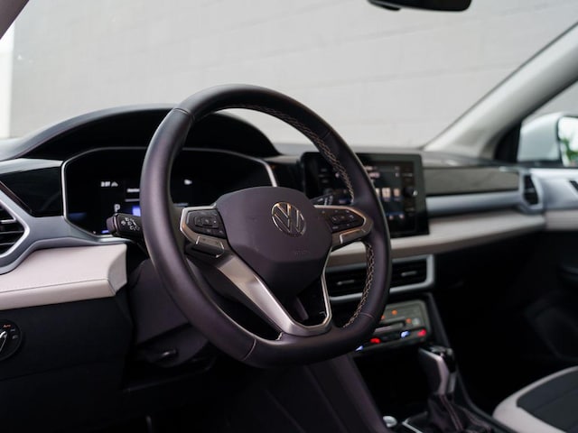 2025 Volkswagen Taos