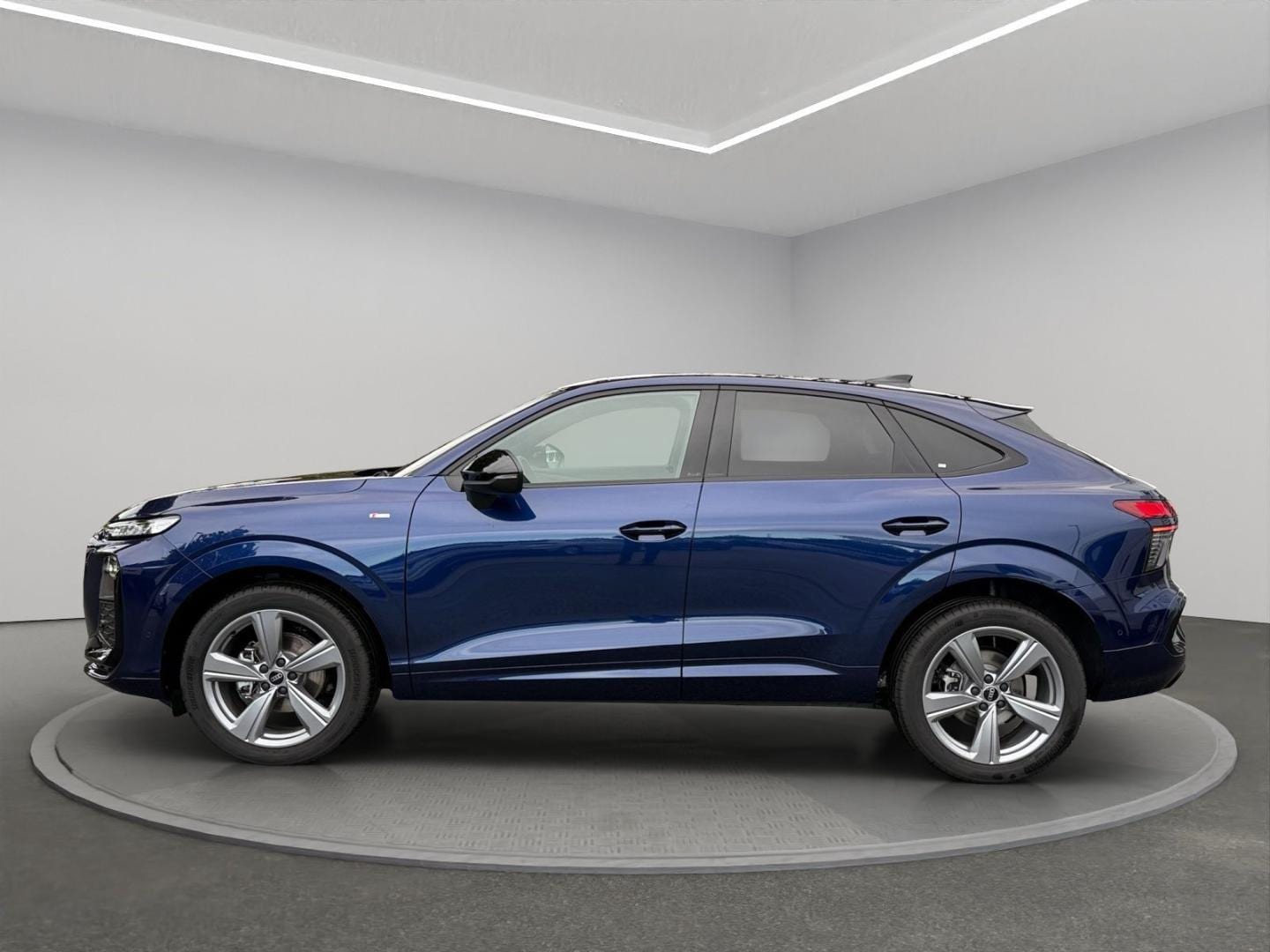 Bild über Audi Q3 Sportback TFSI 110 kW S tronic - für weitere Informationen kontaktieren Sie den Audi Partner