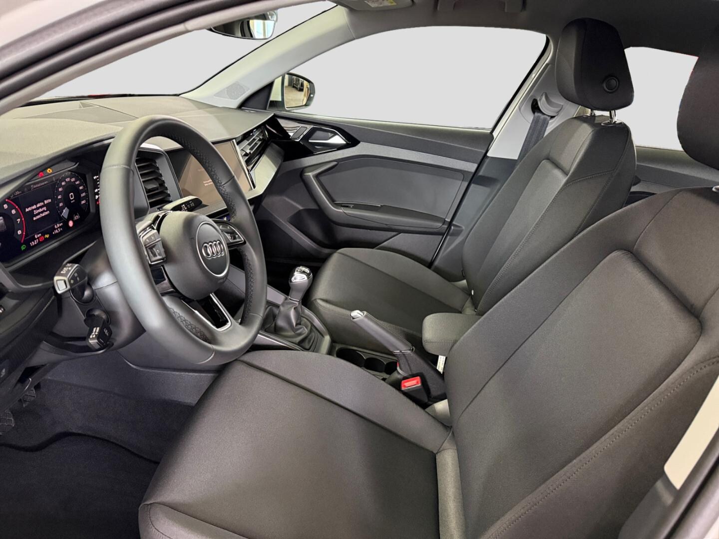 Bild über Audi A1 Sportback advanced 30 TFSI Schaltgetriebe - für weitere Informationen kontaktieren Sie den Audi Partner