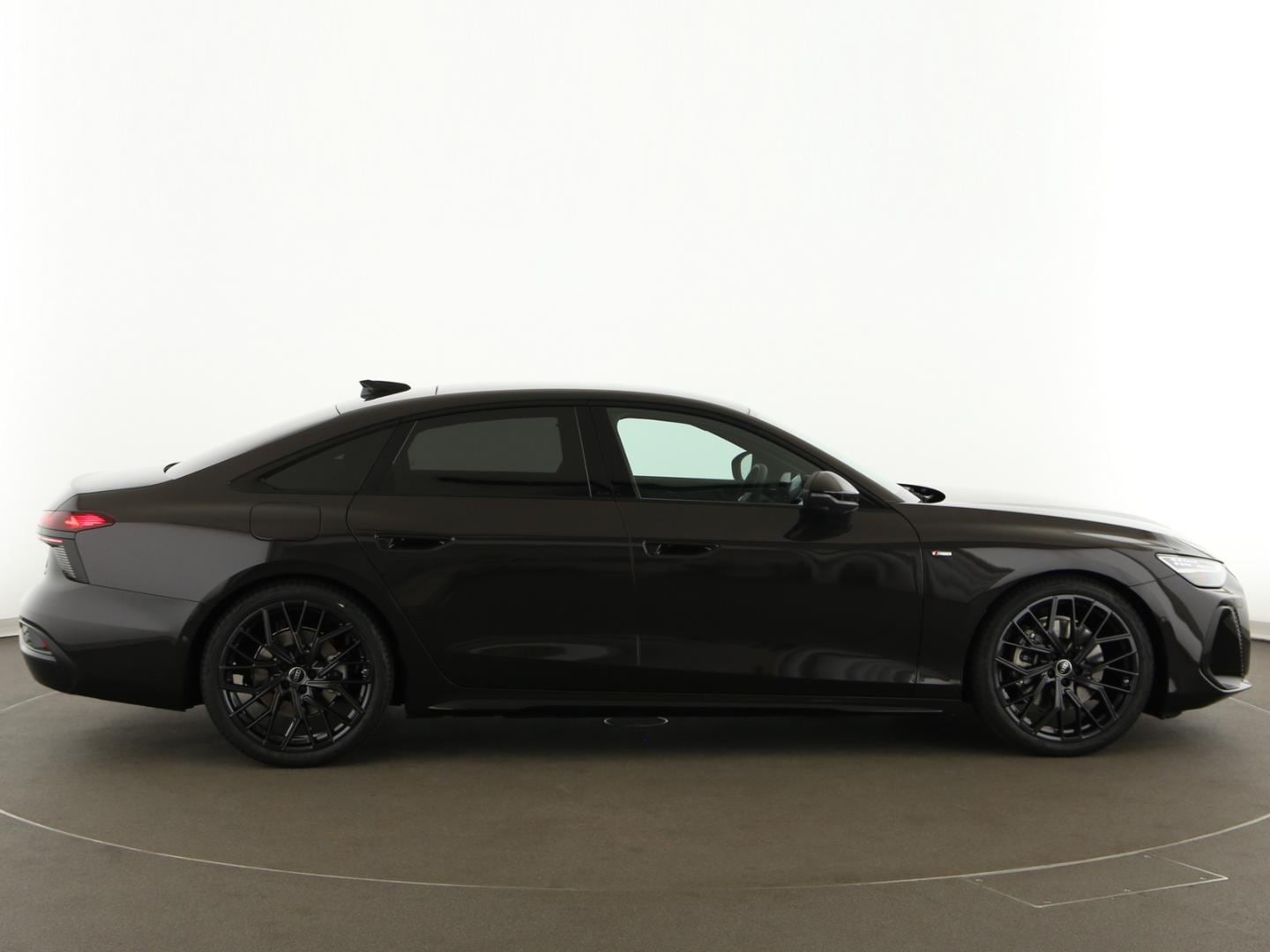 Bild über Audi A6 Limousine edition one TDI quattro 150 kW S tronic - für weitere Informationen kontaktieren Sie den Audi Partner