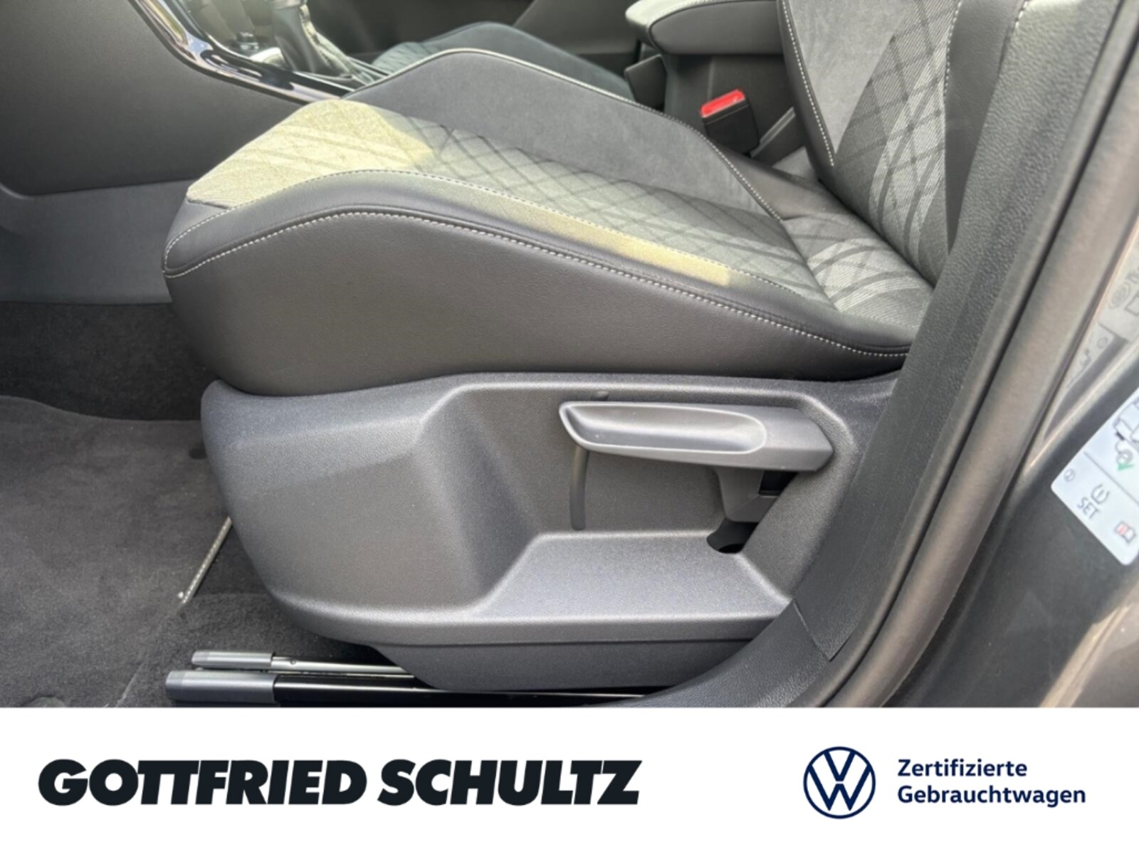 Volkswagen T-Roc – Bild 12