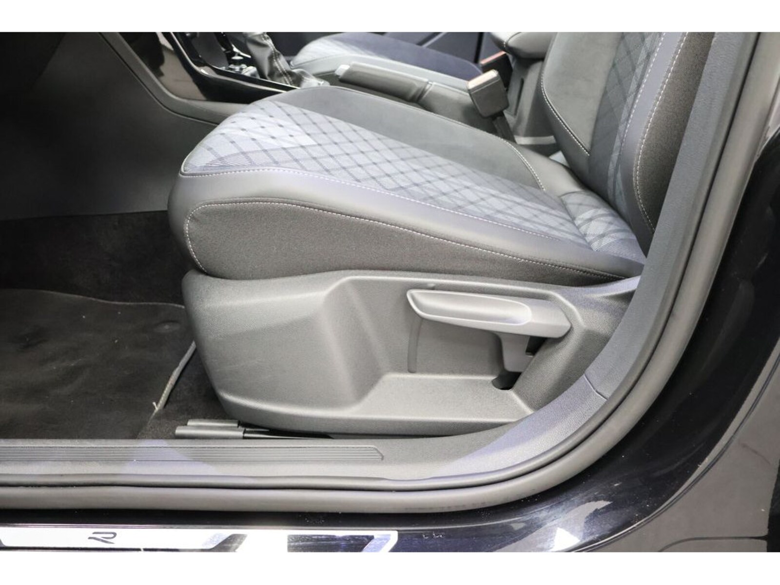 Volkswagen T-Cross – Bild 21