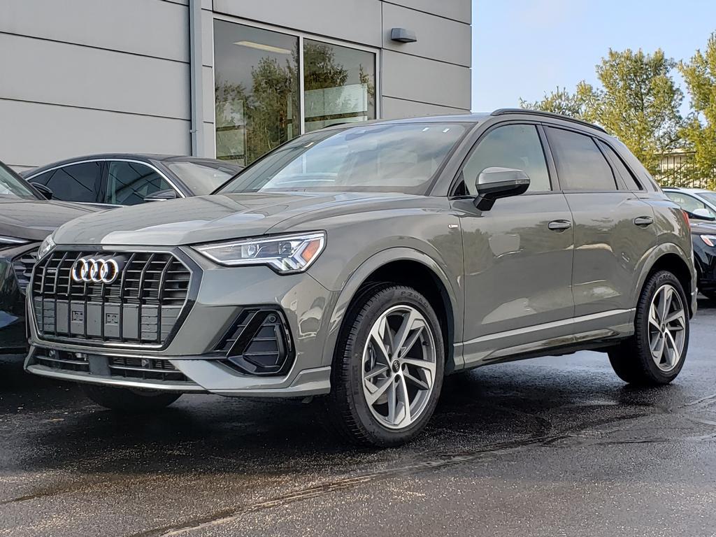 2025 Audi Q3 45 TFSI S Line Premium quattro's photo