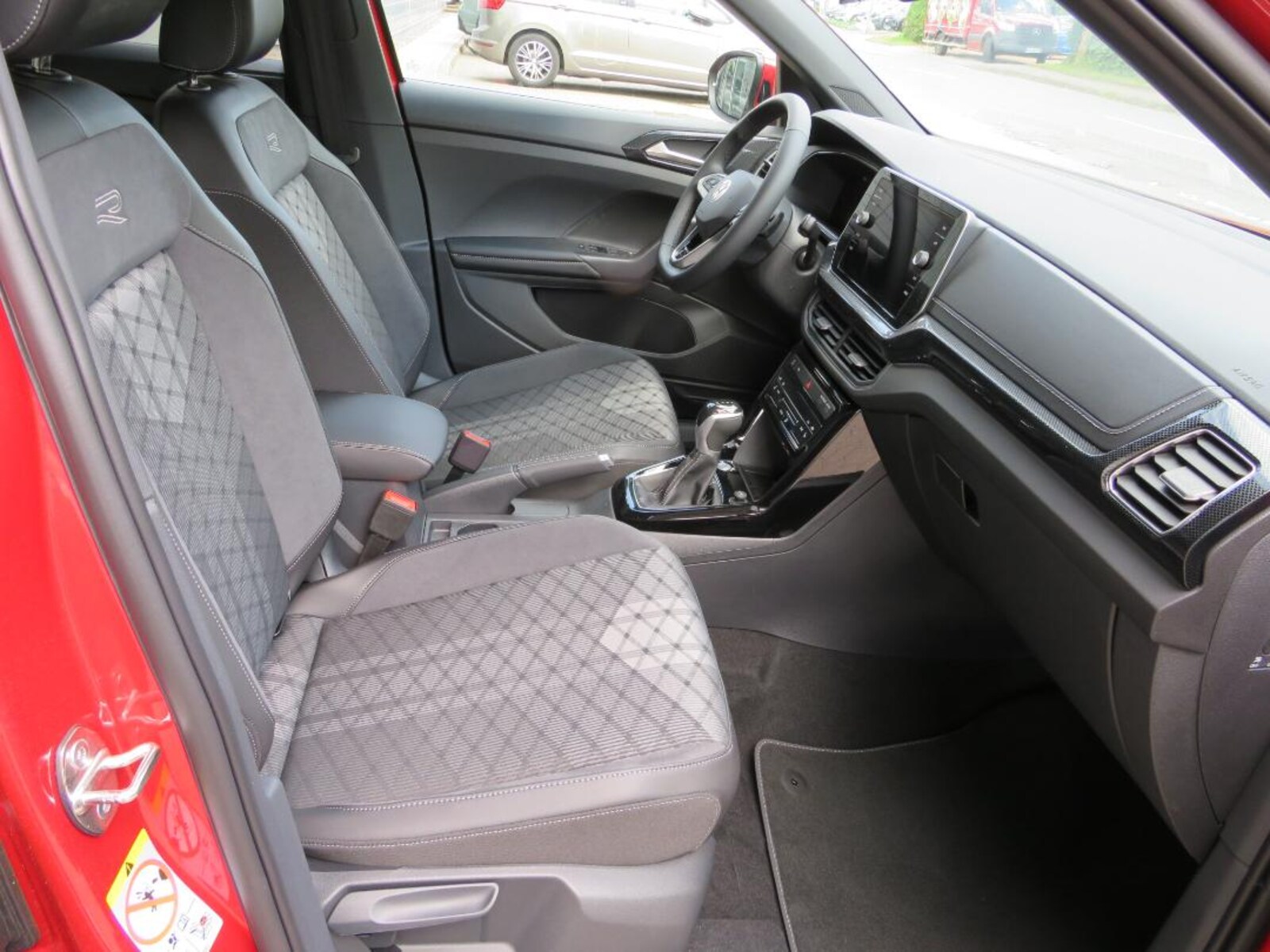 Volkswagen T-Cross – Bild 9