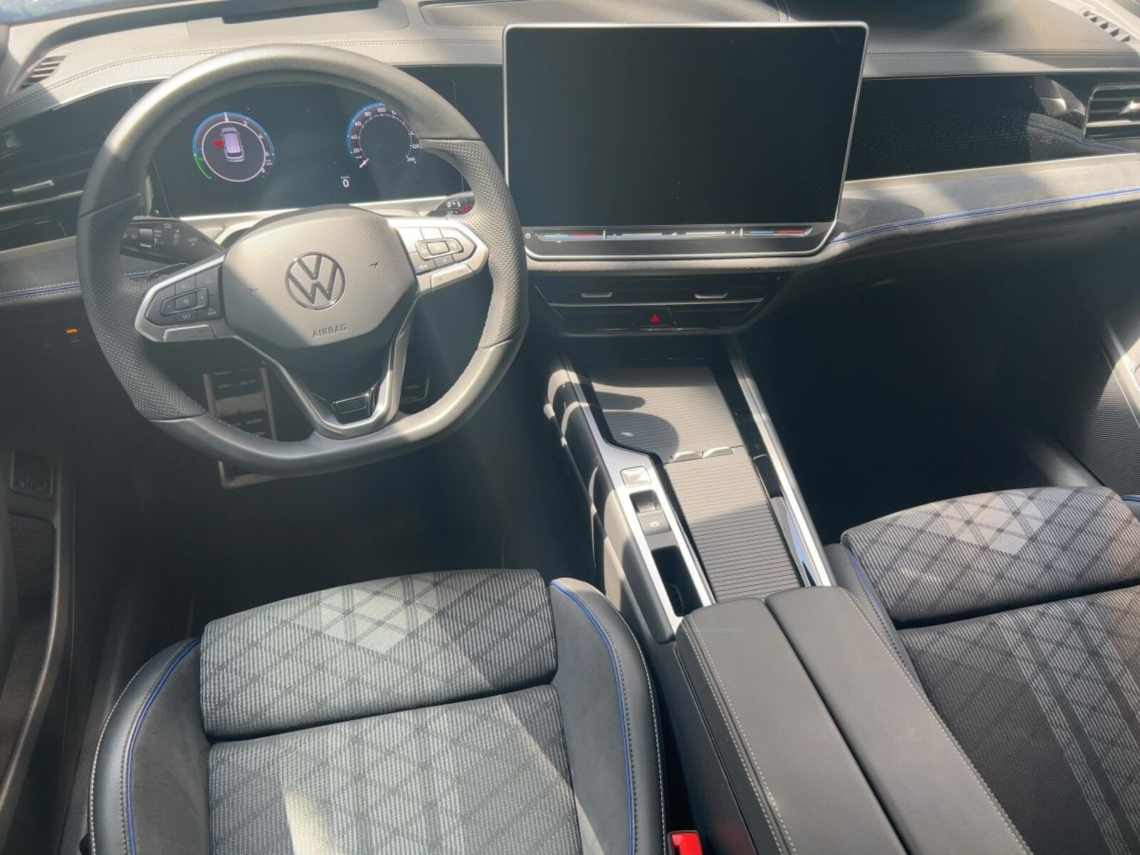 Volkswagen Passat – Bild 9