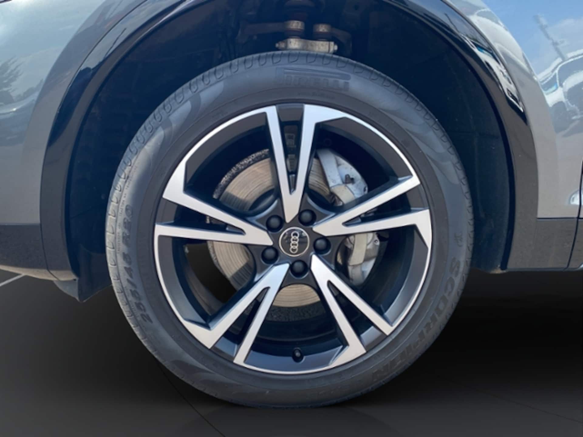 Audi Q5 Sportback S line