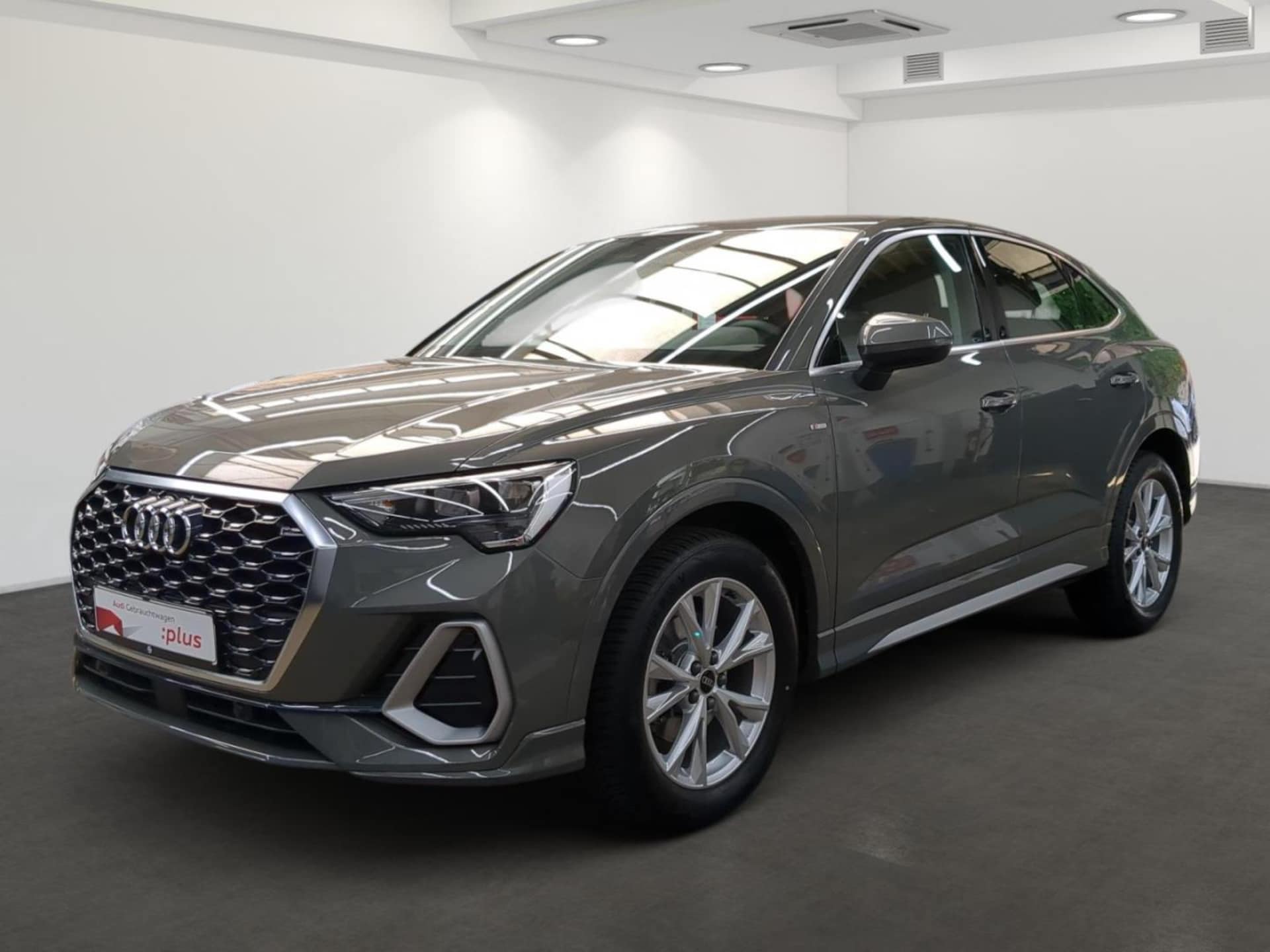 Audi Q3 Sportback S line