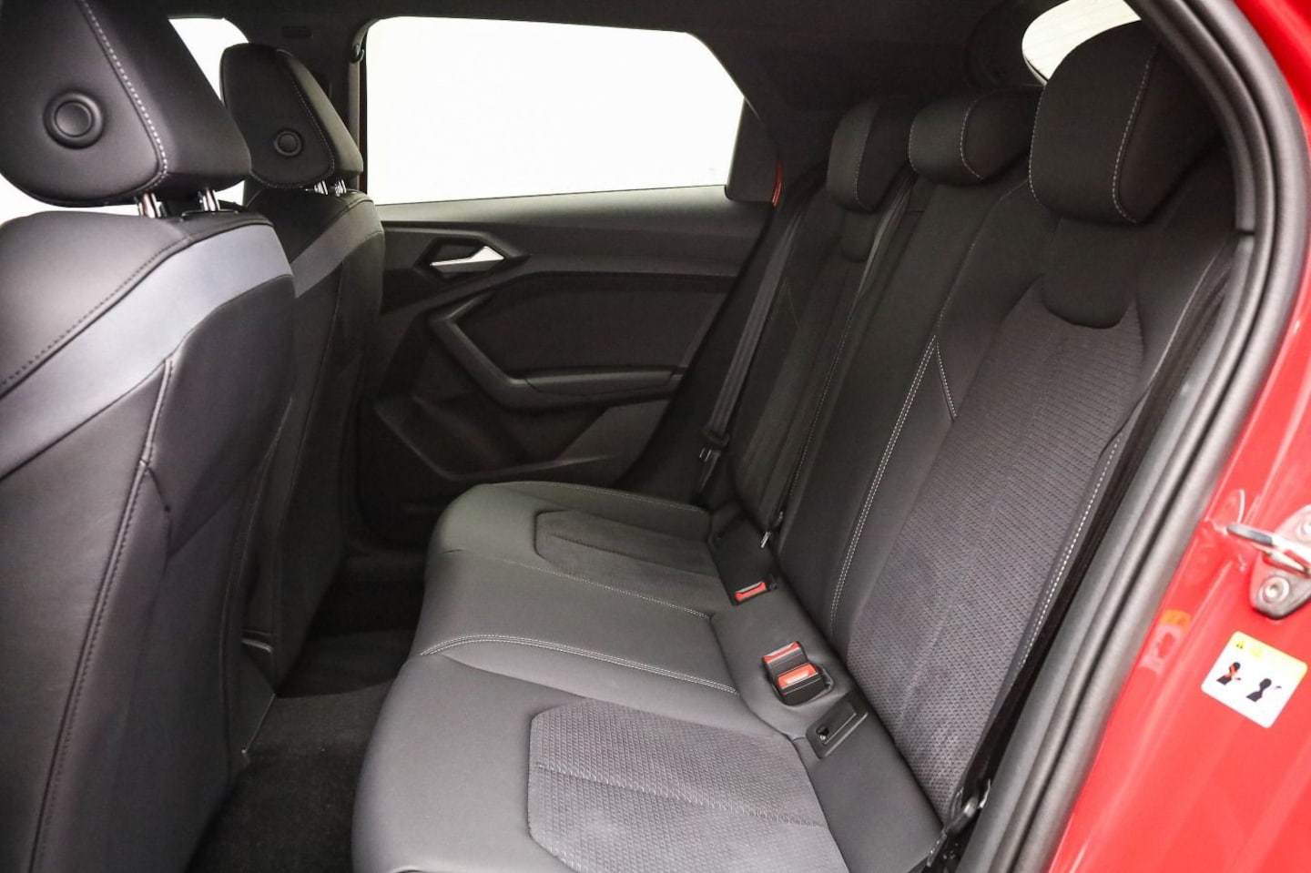 Bild über Audi A1 allstreet 35 TFSI S tronic - für weitere Informationen kontaktieren Sie den Audi Partner