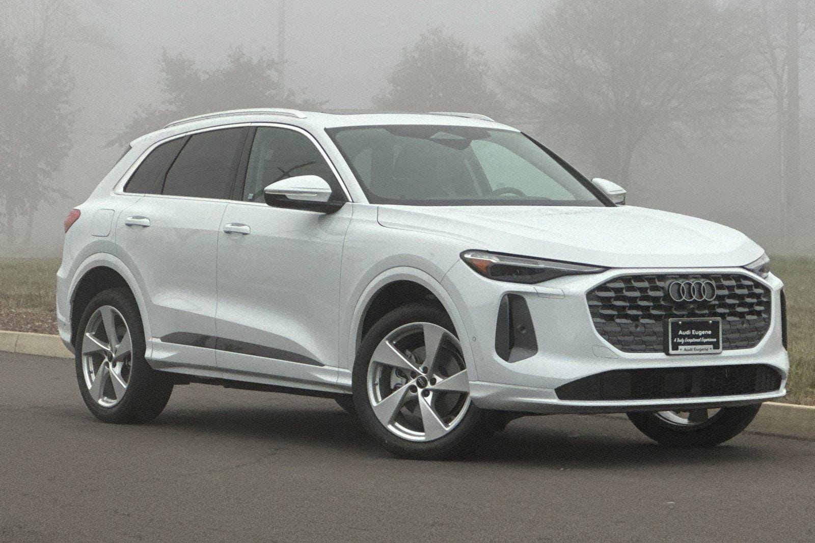 2025 Audi Q5 40 Premium Plus's photo