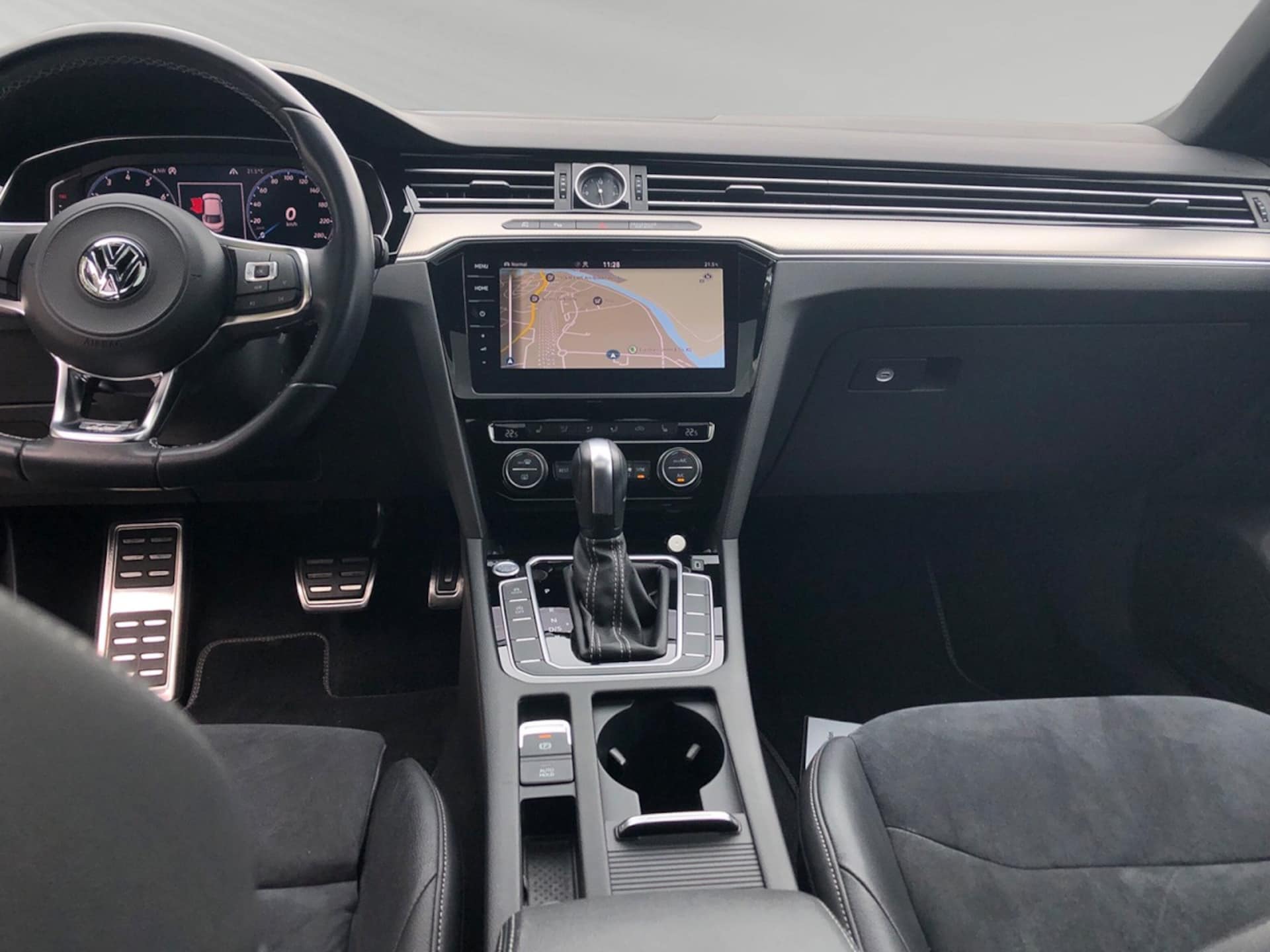 Volkswagen Arteon R-Line