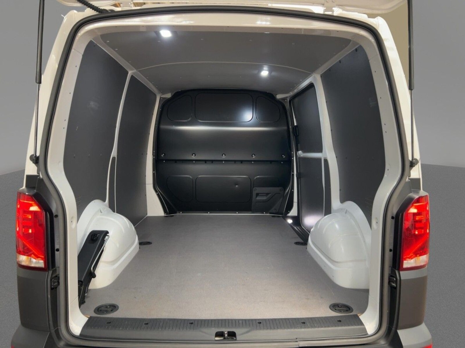 Volkswagen T6.1 Transporter Kasten kurzer Radstand – Bild 5