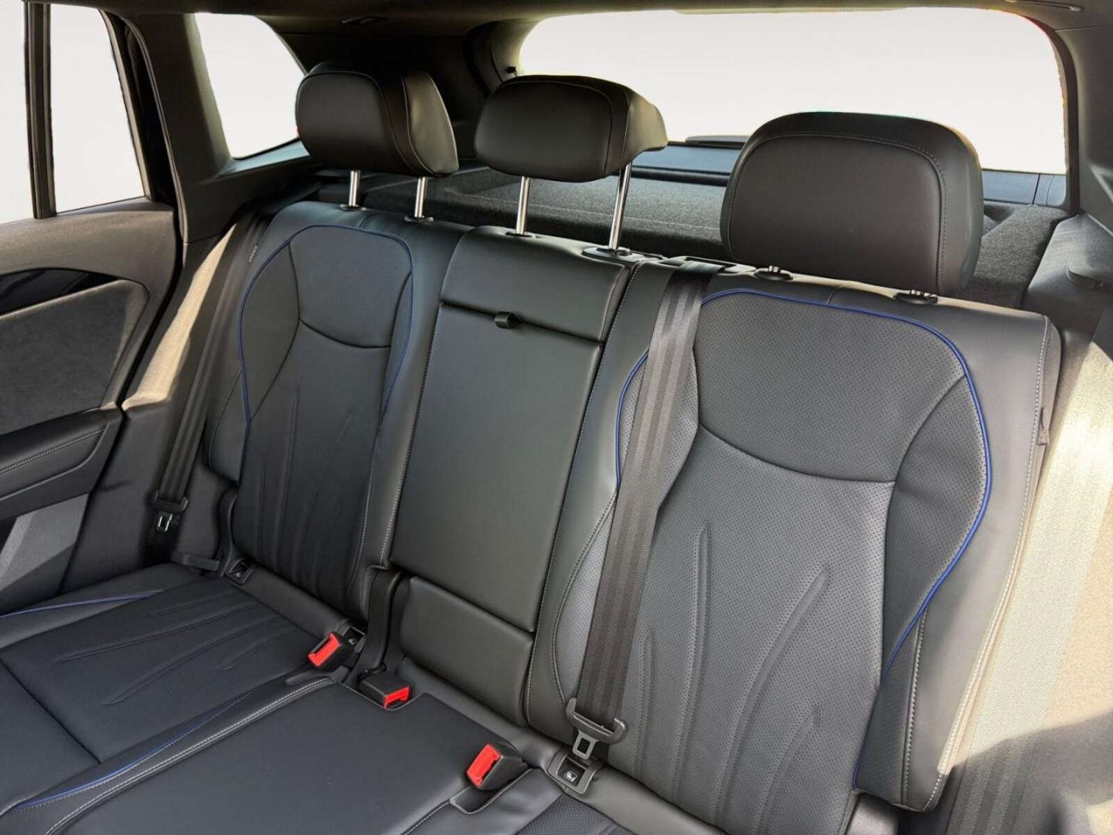 Volkswagen Tiguan – Bild 14