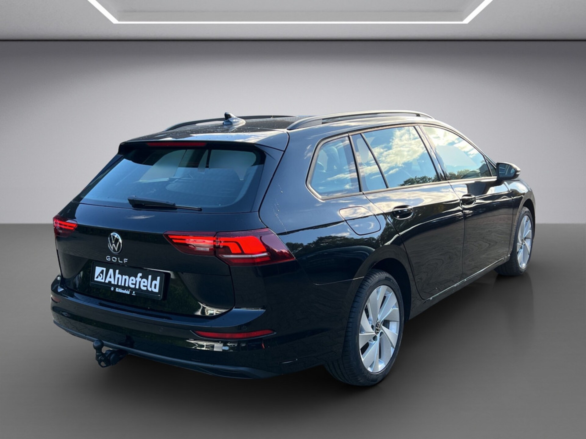 Volkswagen Golf Variant Life