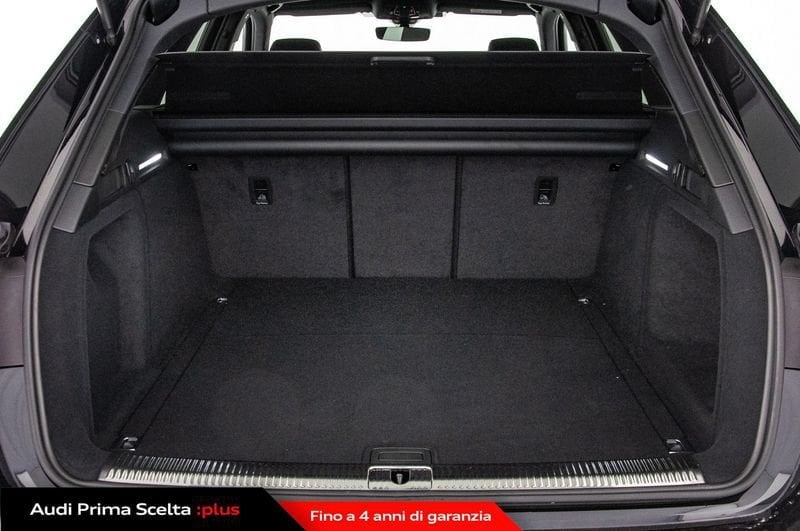 Immagine di Audi RS 4 Avant RS 4 Avant 331 kW (450 CV) tiptronic - Vista: for more details contact your dealer