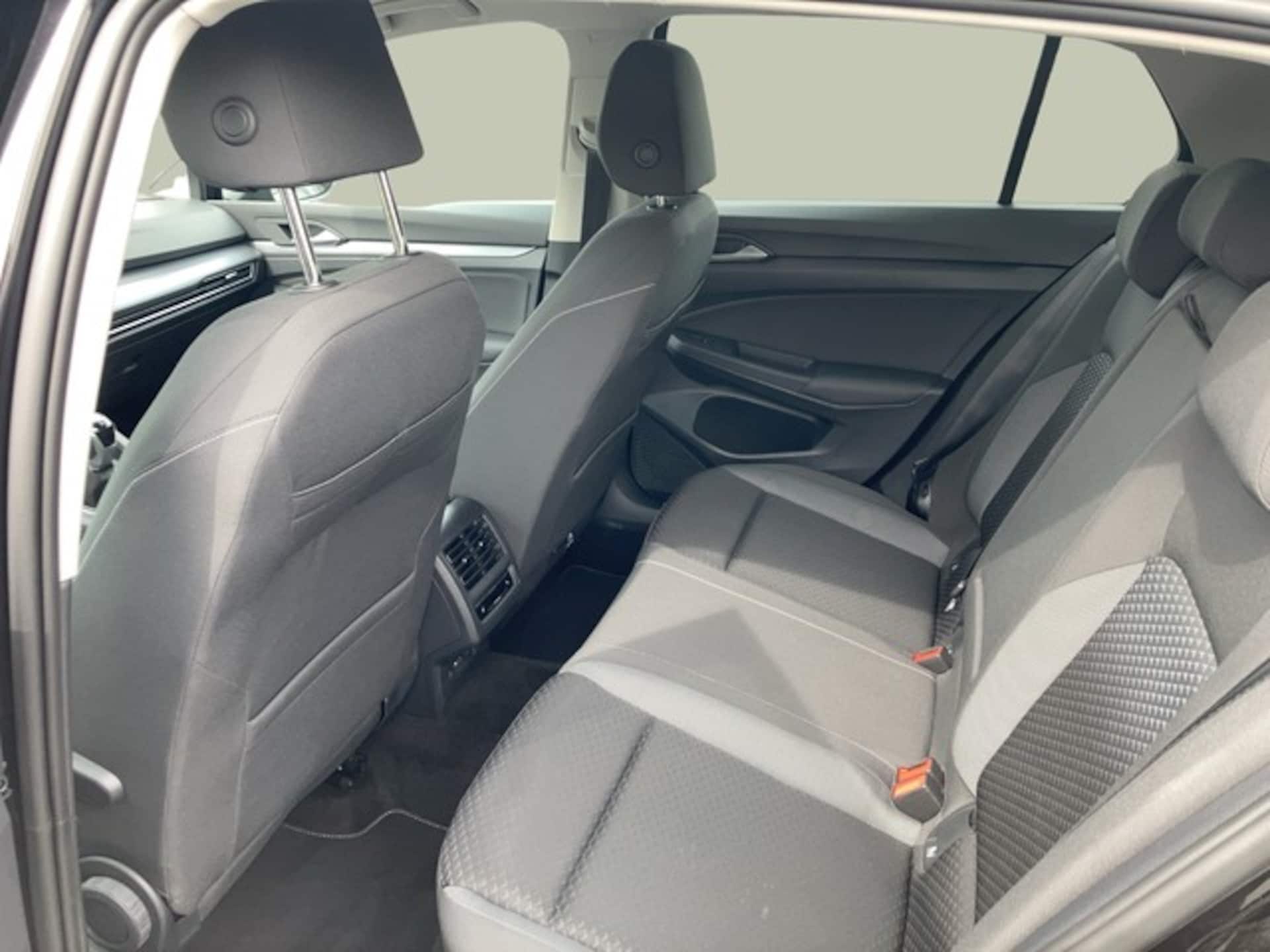 Volkswagen Golf Active