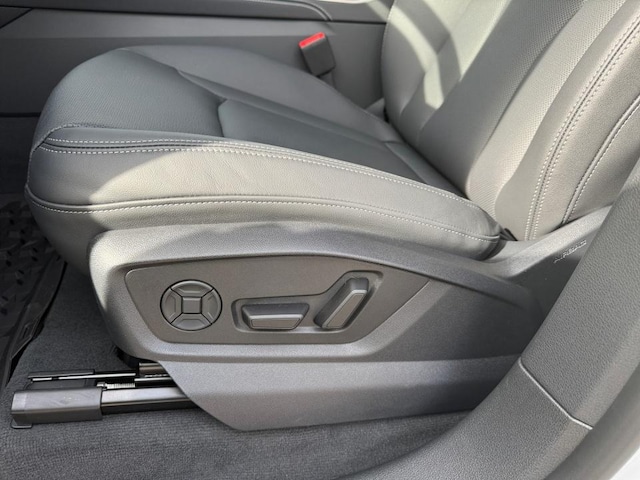 2026 Audi Q8 Premium Plus - Photo 30