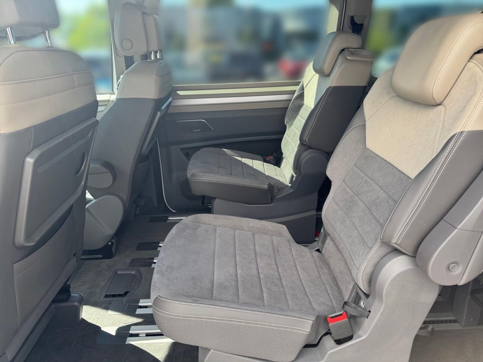 Volkswagen Multivan – Bild 11