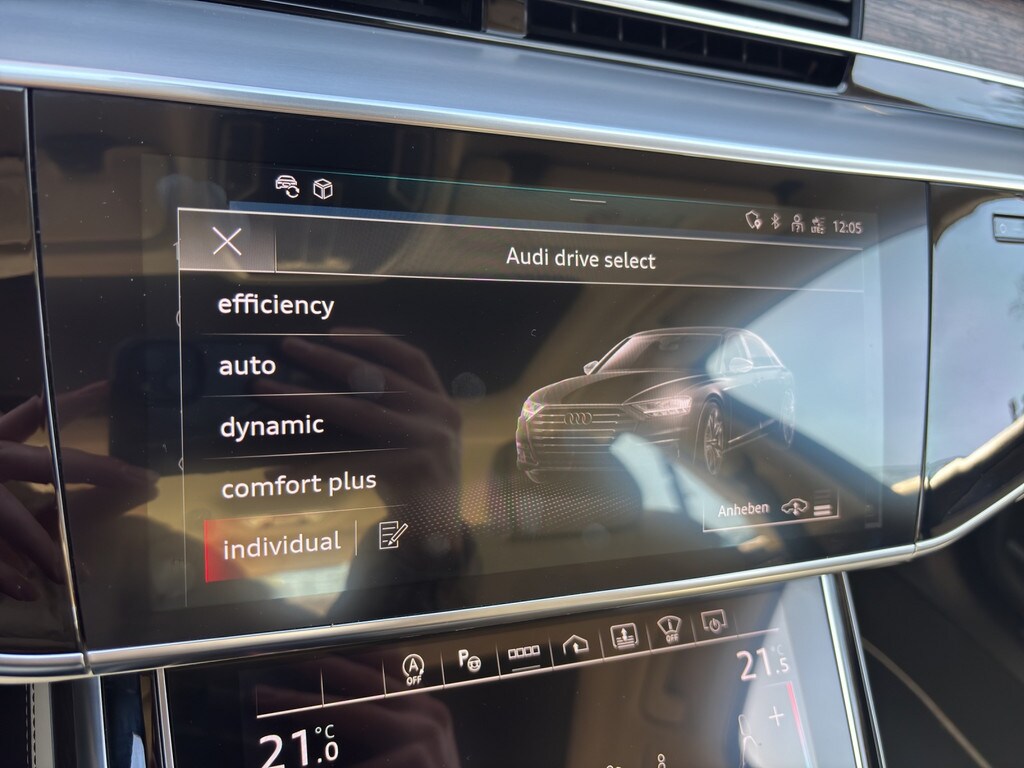 Image about Audi S8 TFSI quattro tiptronic