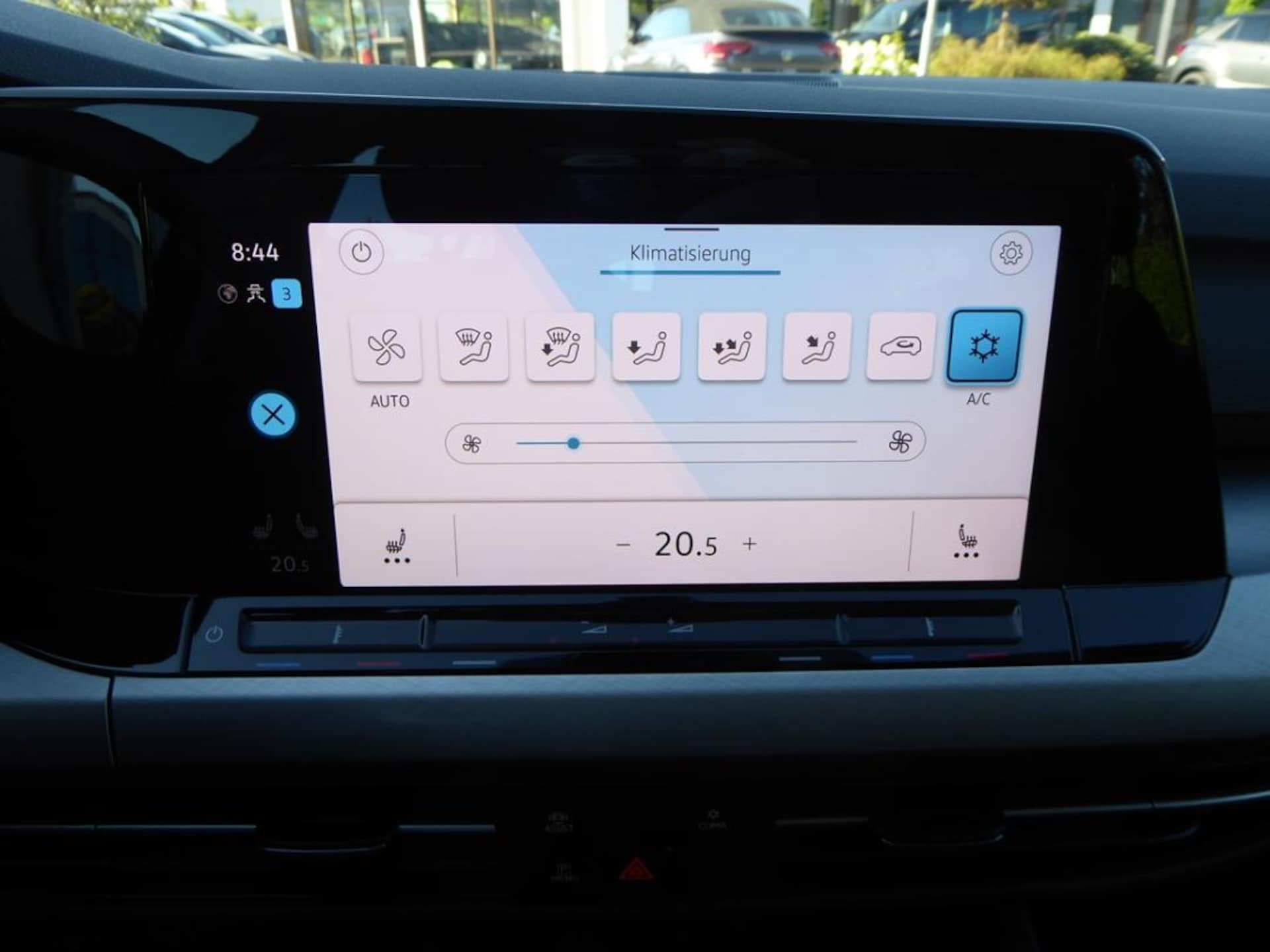 Volkswagen Golf Life