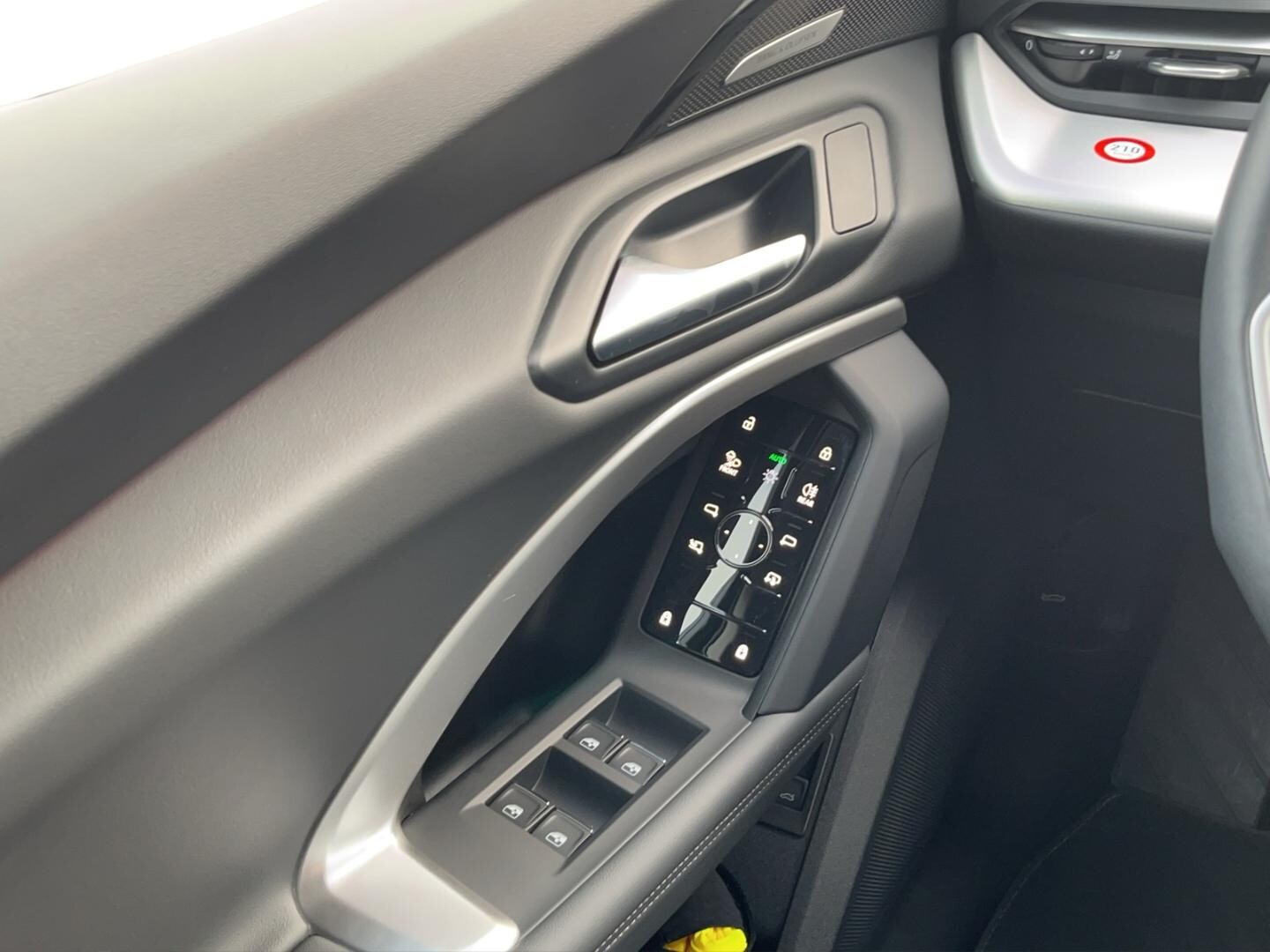 Bild über Audi Q5 Sportback TFSI quattro 150 kW S tronic - für weitere Informationen kontaktieren Sie den Audi Partner