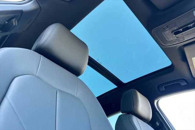 2025 Audi Q3 S Line Premium - Photo 14