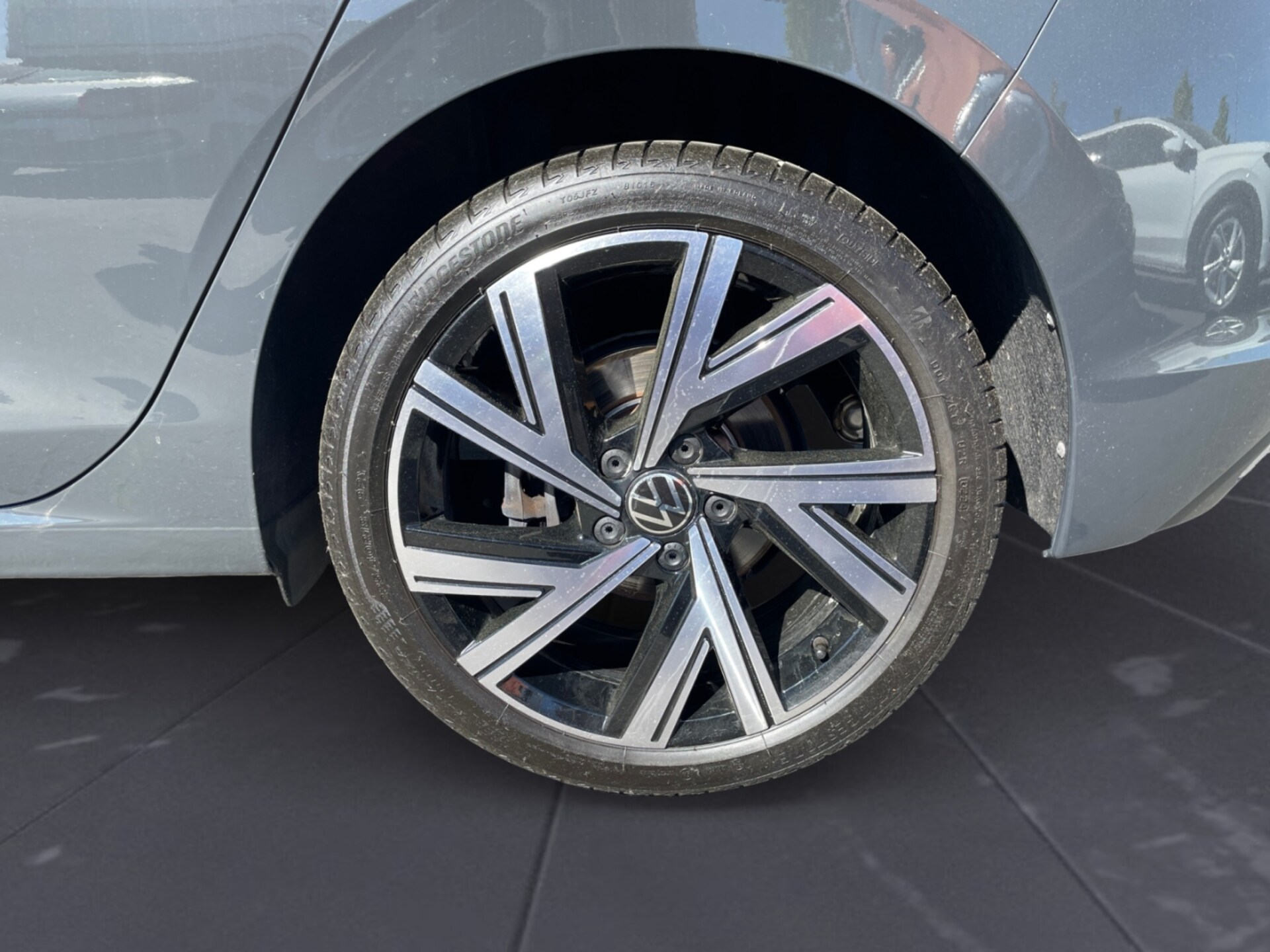 Volkswagen Golf Style