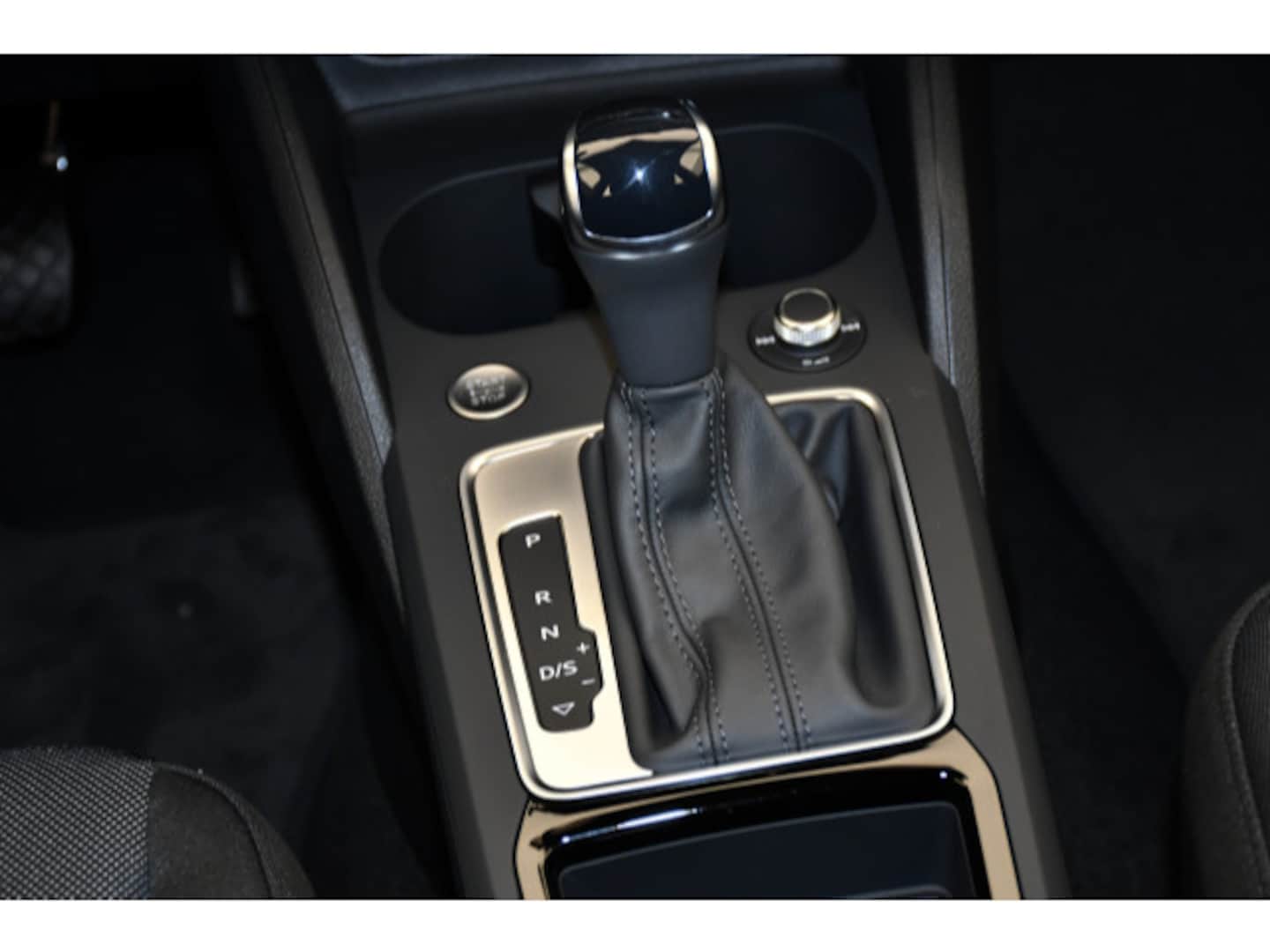 Bild über Audi Q2 35 TFSI S tronic - für weitere Informationen kontaktieren Sie den Audi Partner