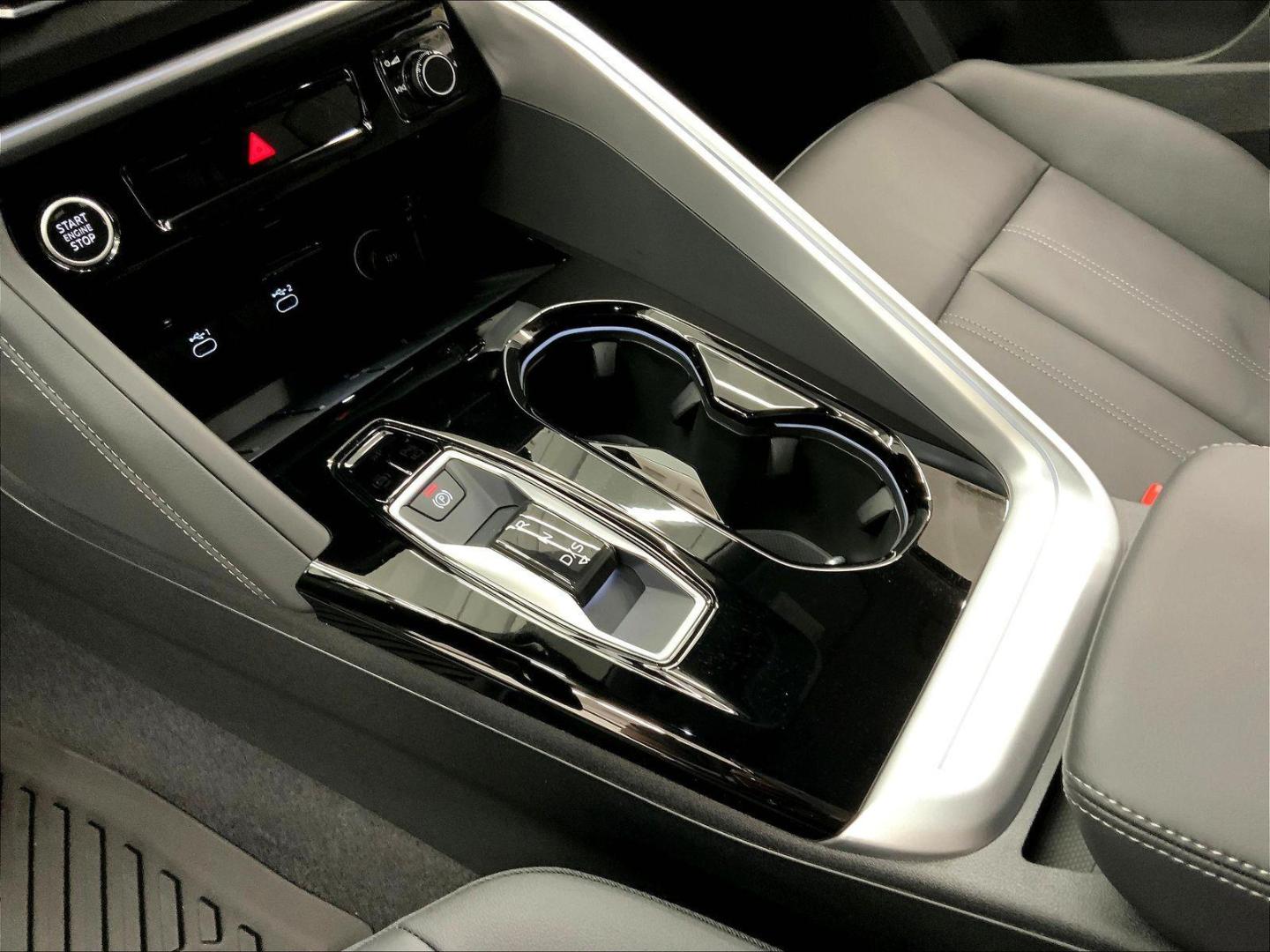 2025 Audi Q5 Premium - Photo 7
